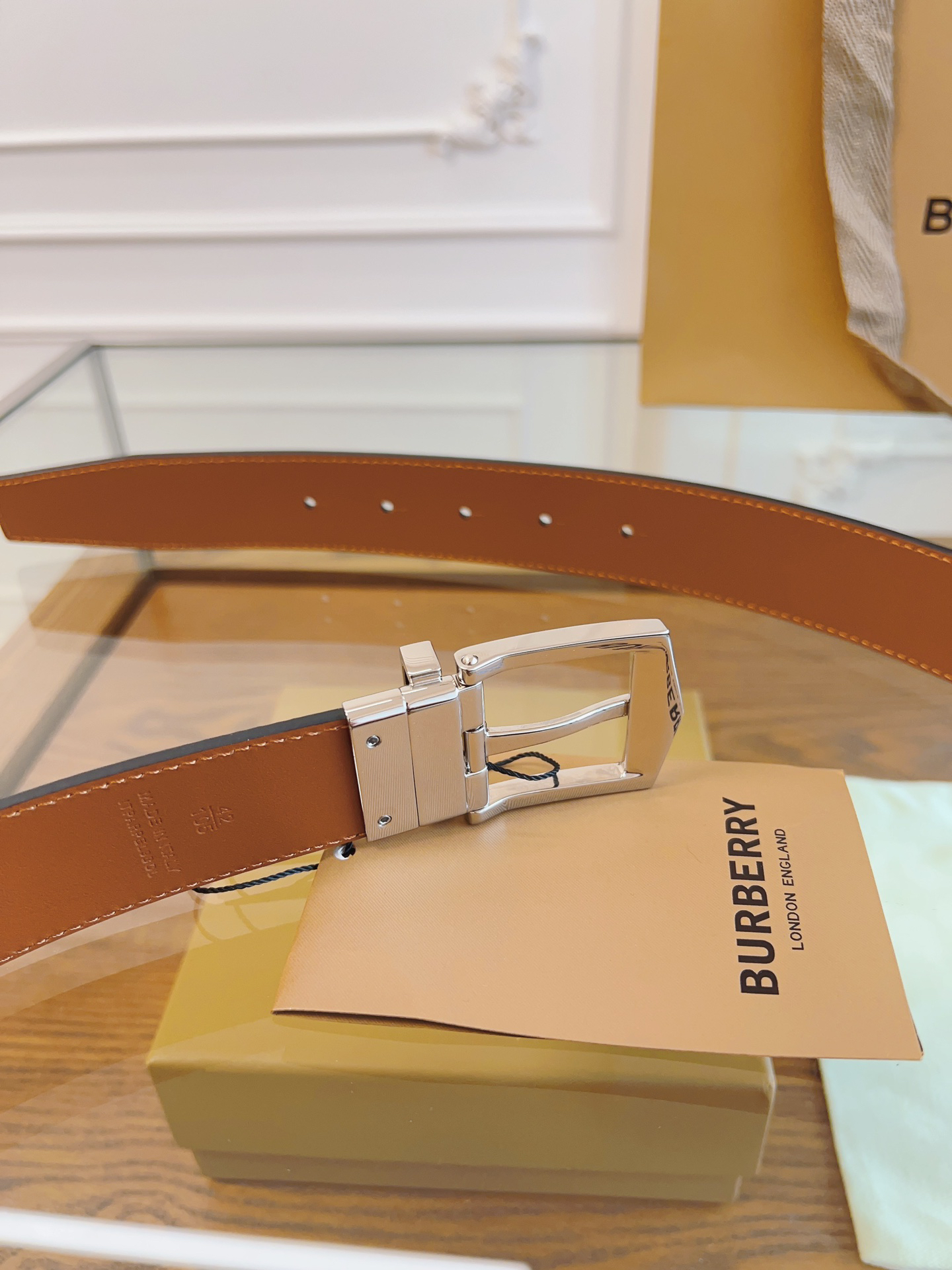 Burberry belt-90