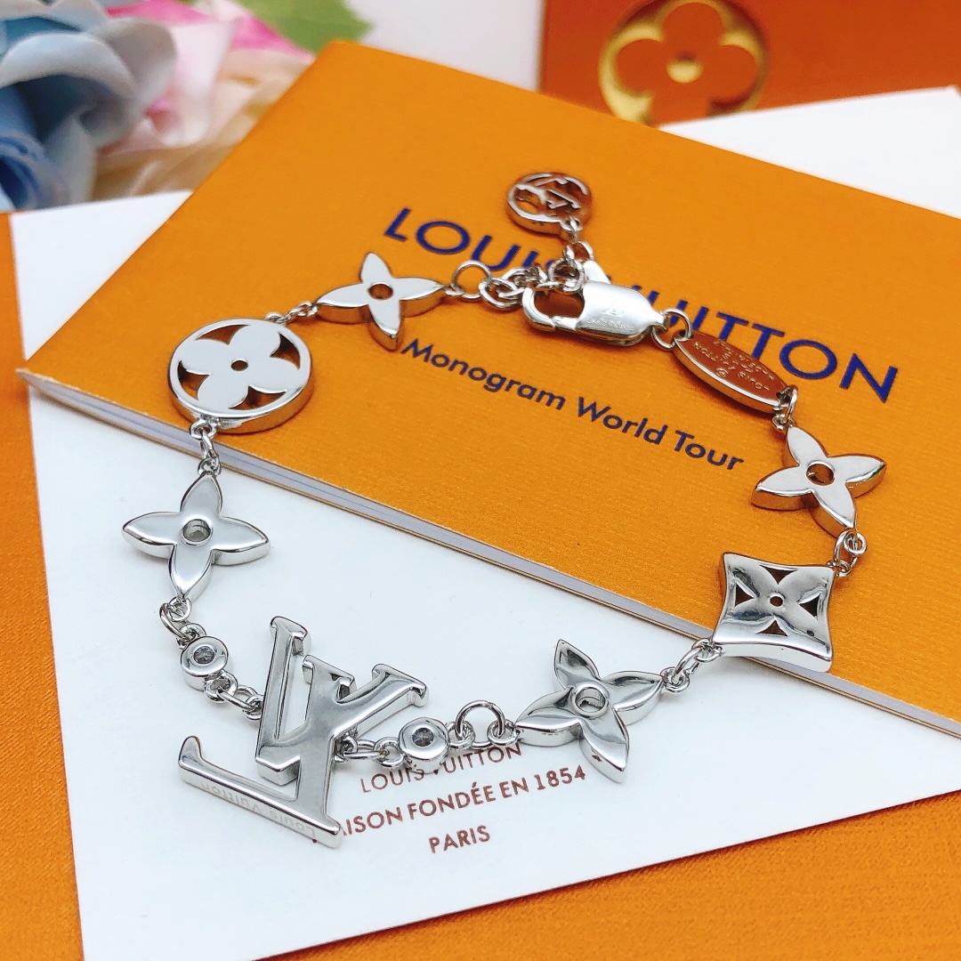 LV Bracelet-19