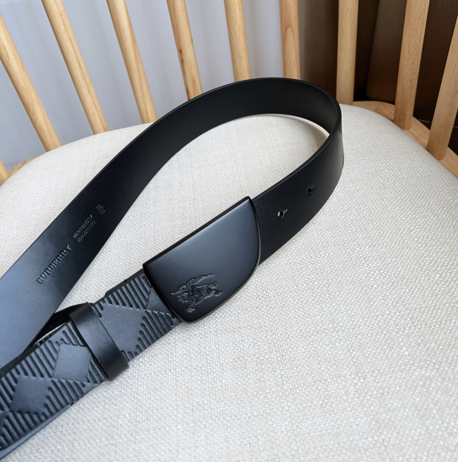 Burberry belt-54