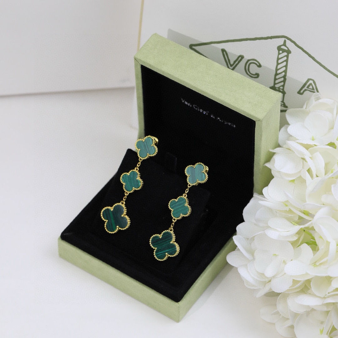 Van Cleef & Arpels earring-58