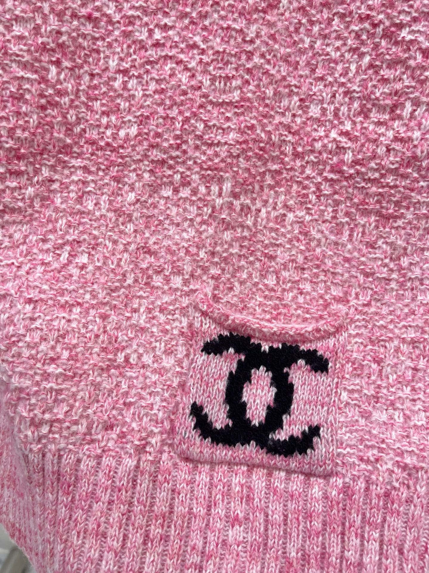 Chanel clothing-109
