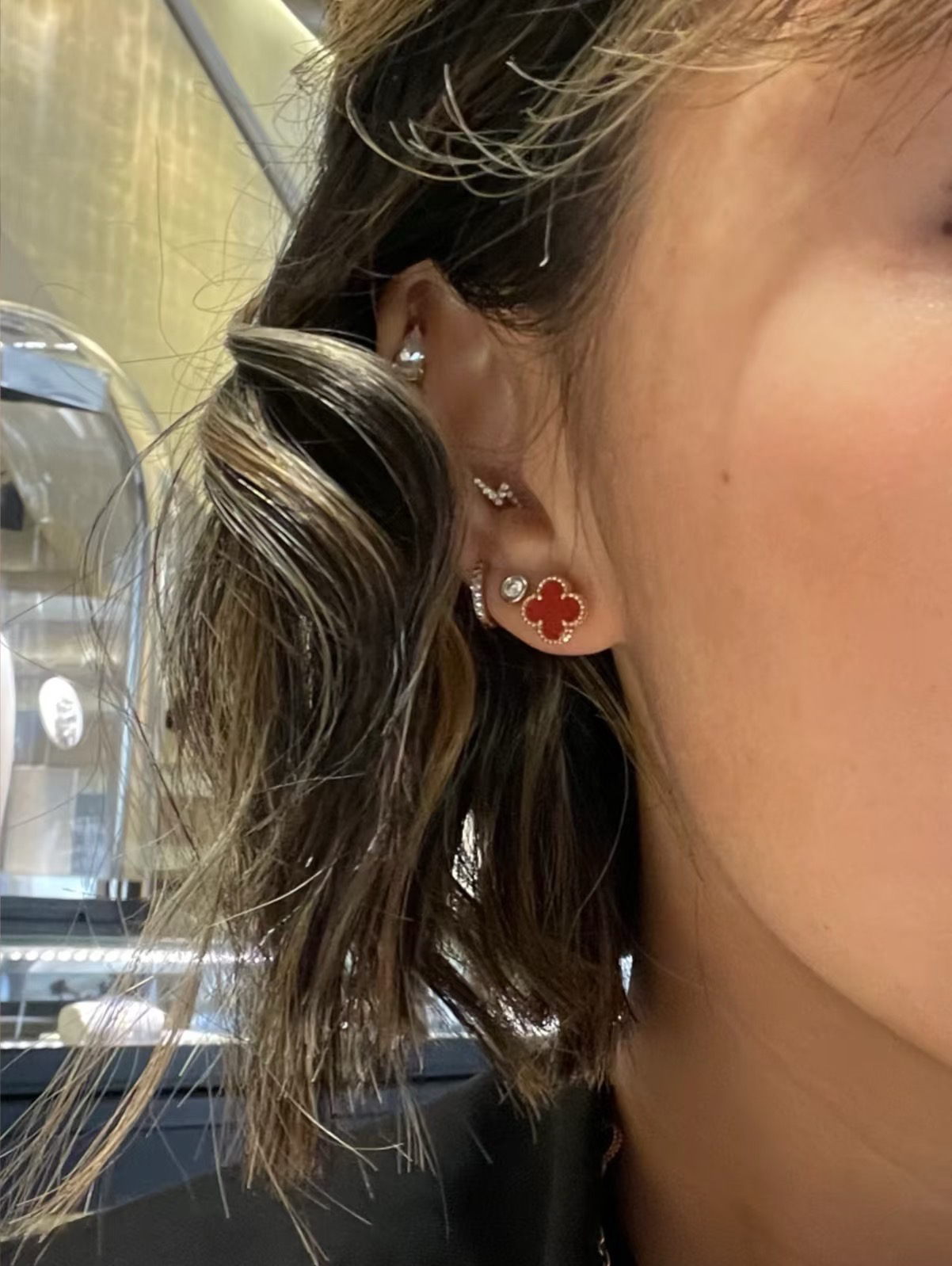 Van Cleef & Arpels earring-82