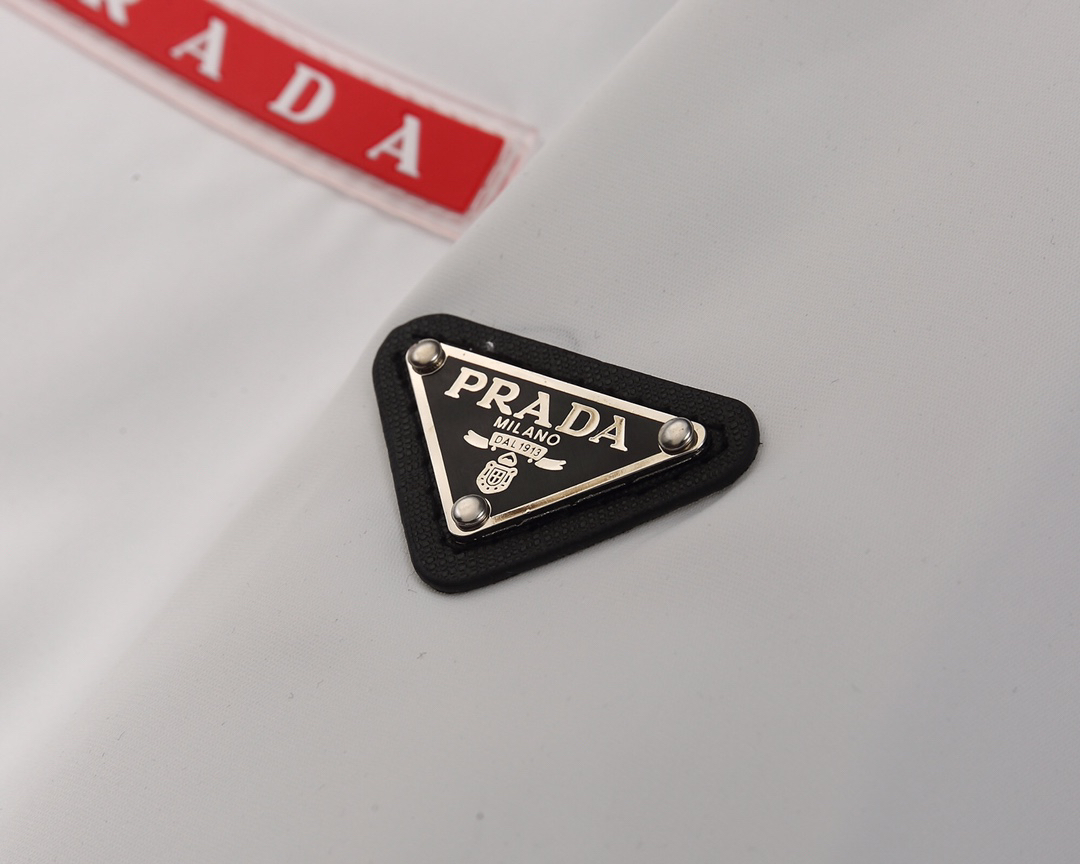 Prada Clothing-390