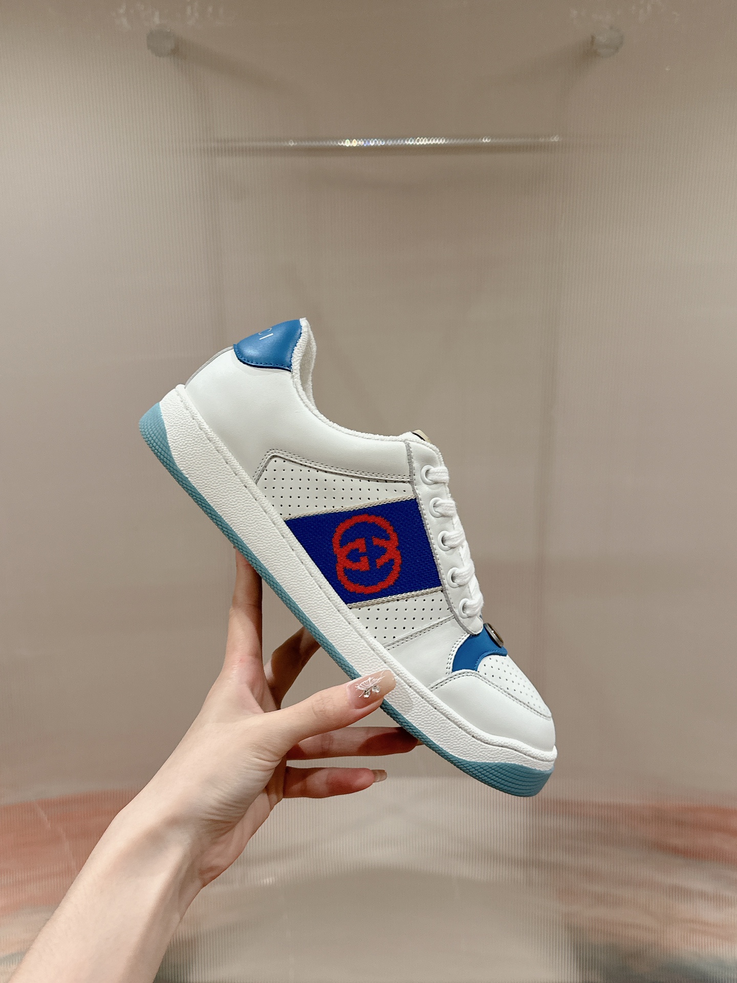 Gucci Sneakers-13