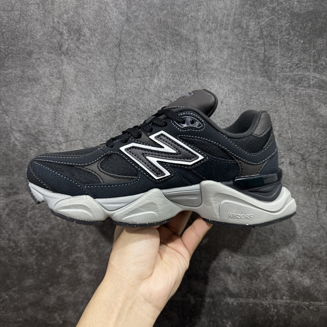New Balance Sneakers-239