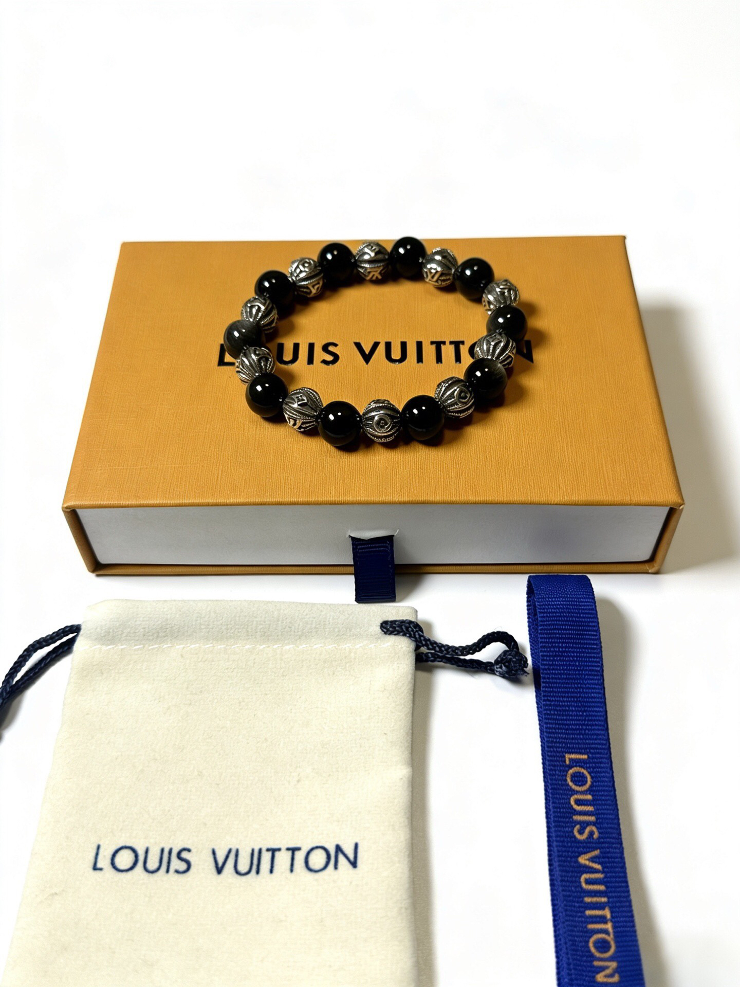LV Bracelet-38
