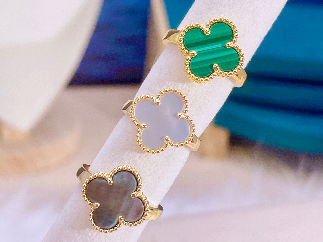 Van Cleef & Arpels ring-2