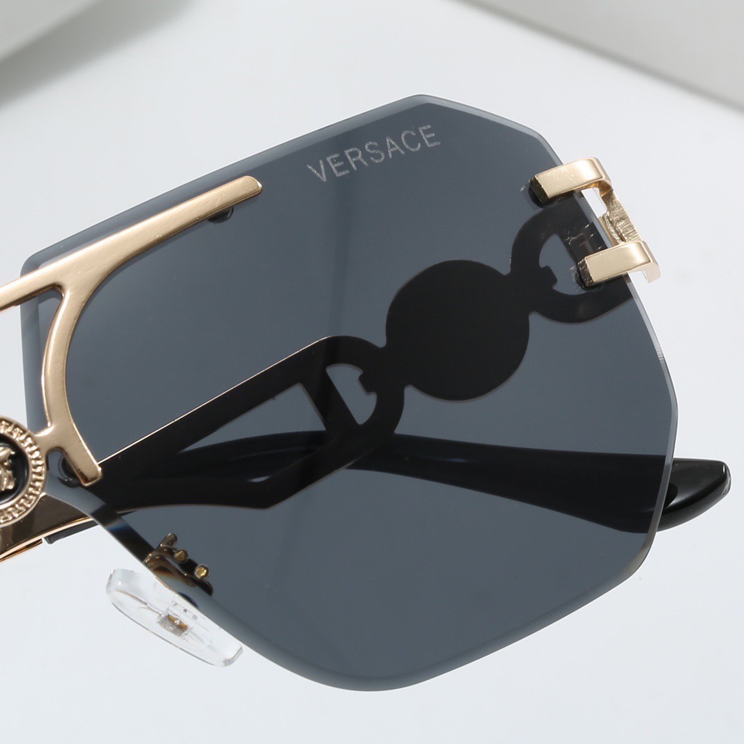 Versace glasses-22
