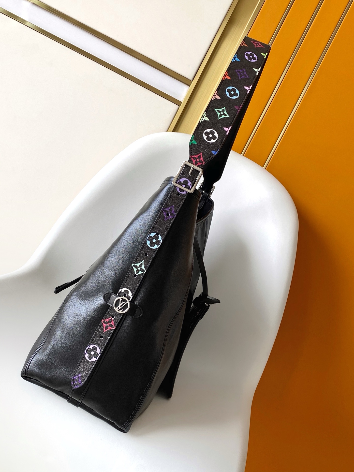 Louis Vuitton Hot New Product-99