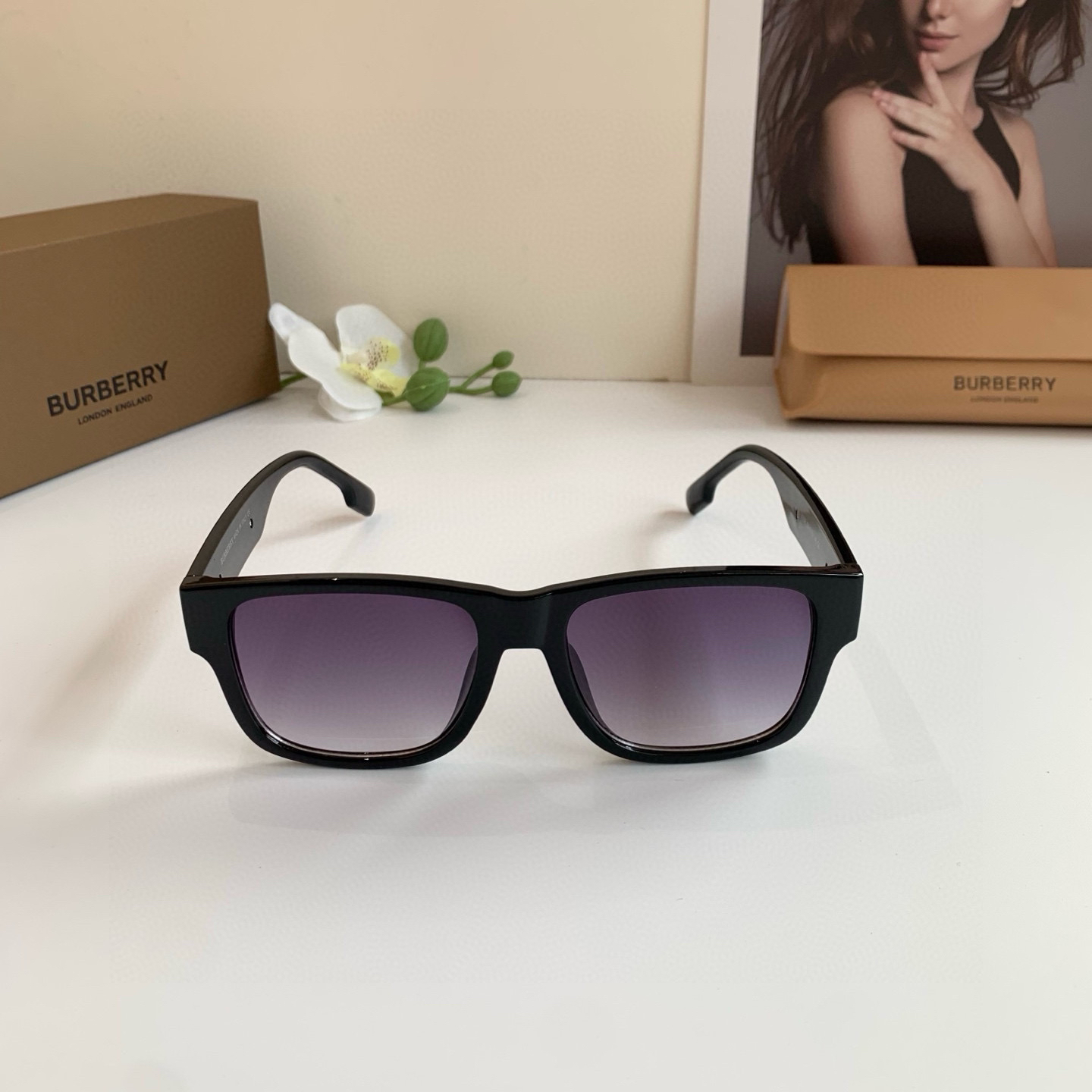 Burberry glasses-75