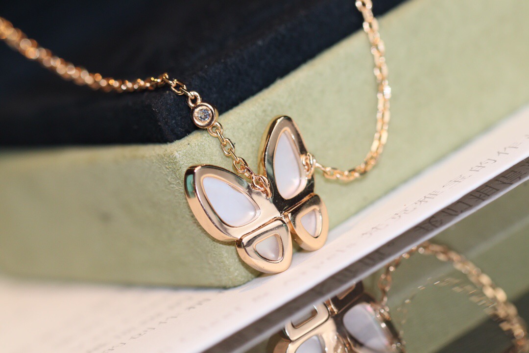 Van Cleef & Arpels necklace-47