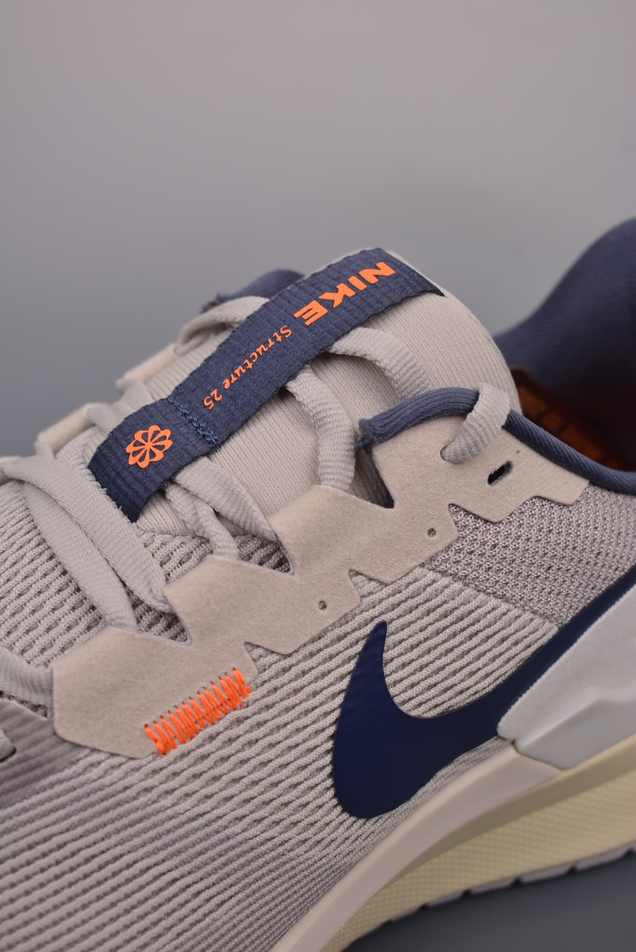 Nike Sneakers-304