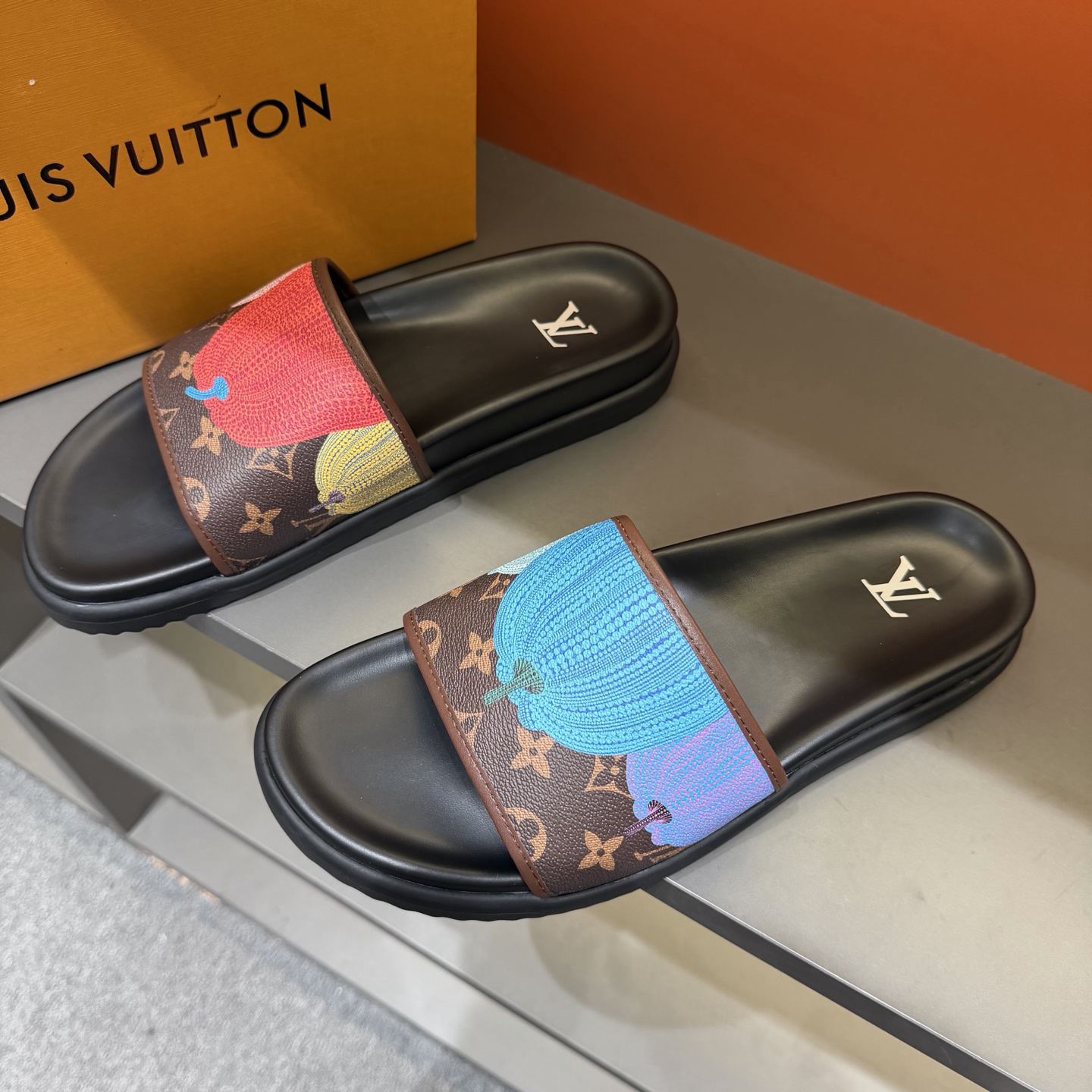 LV Summer footwear