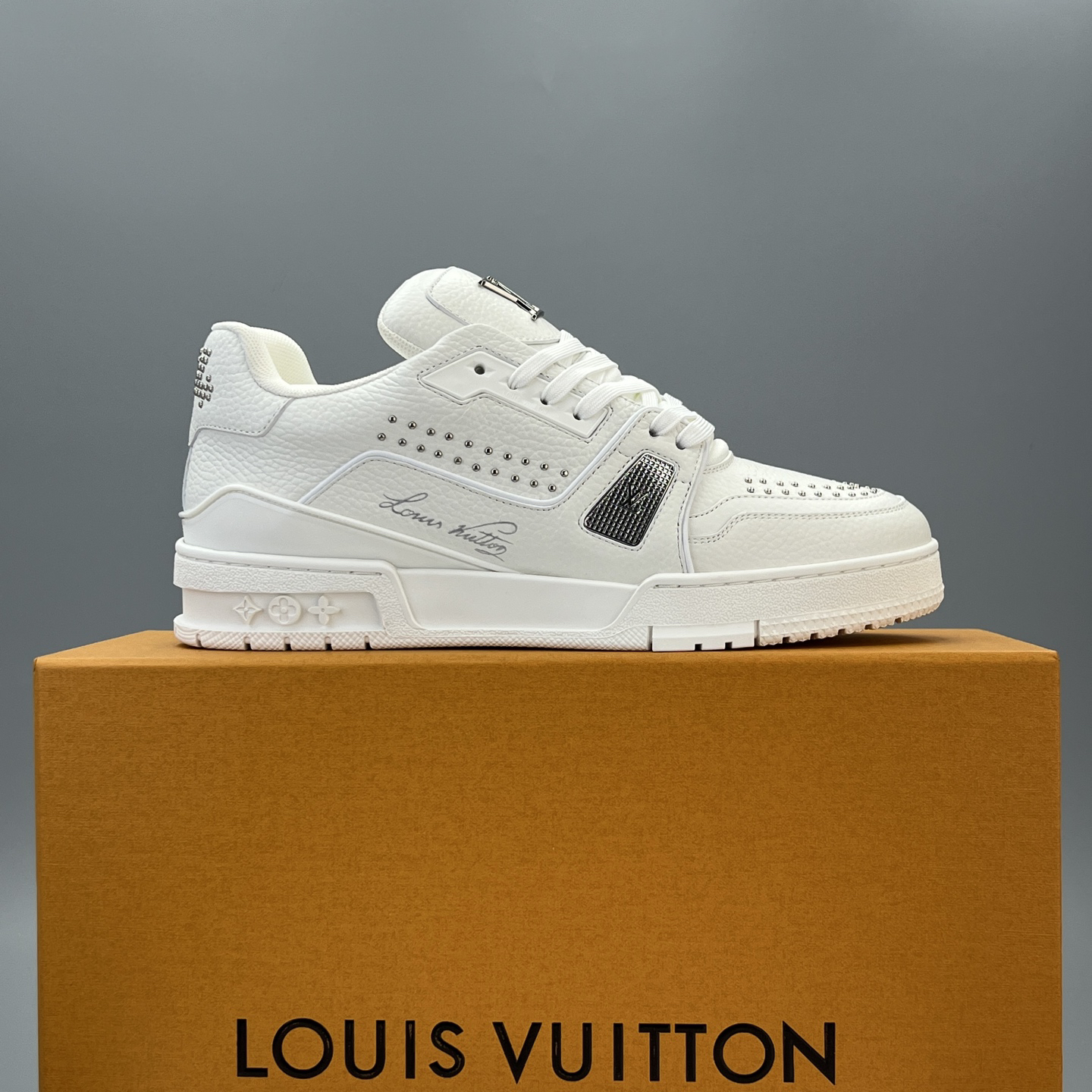 Lv Sneakers-146