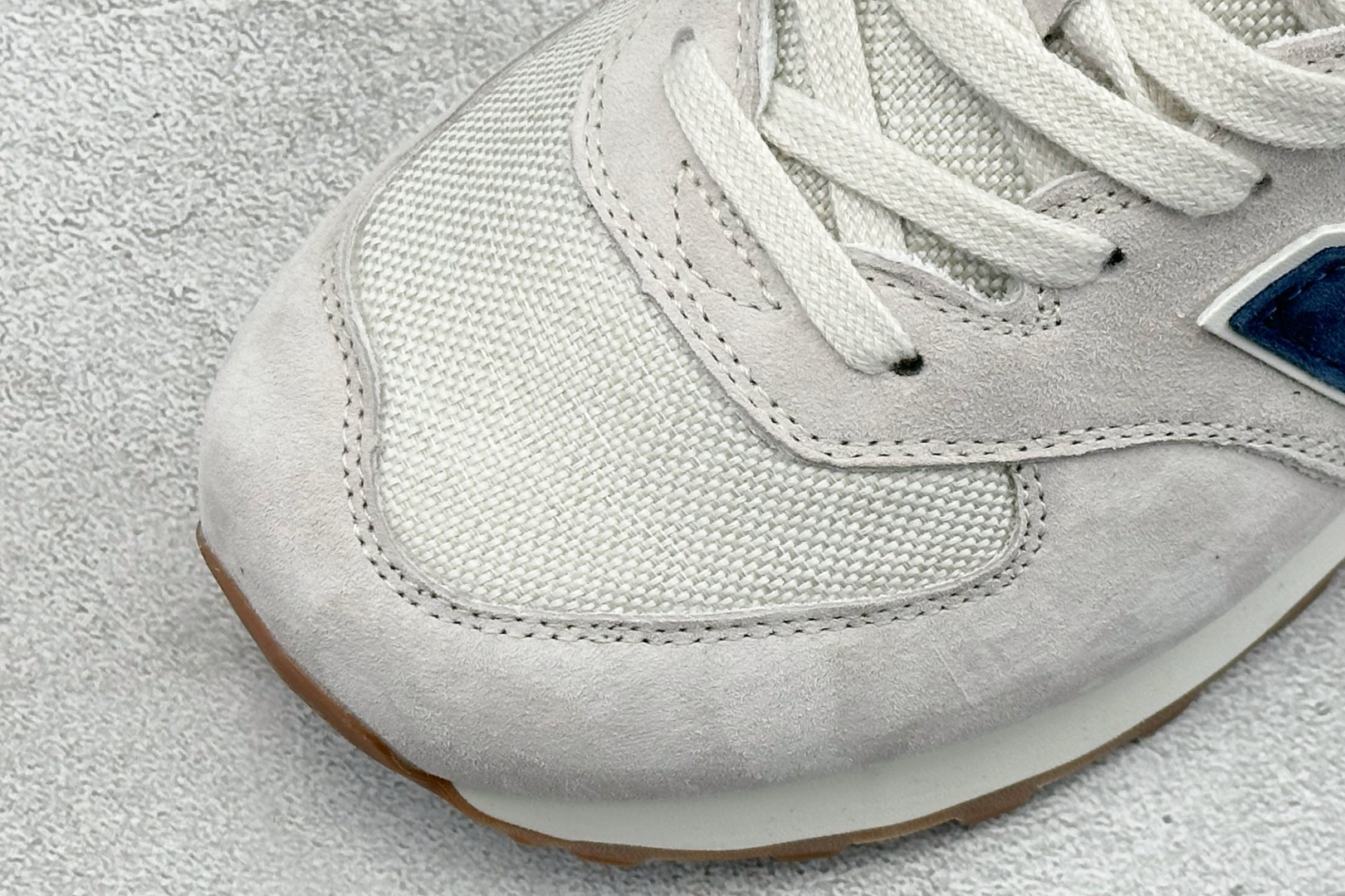 New Balance Sneakers-215