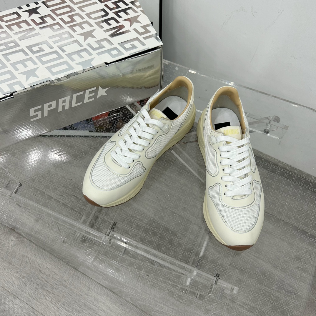 Golden Goose Sneakers-79