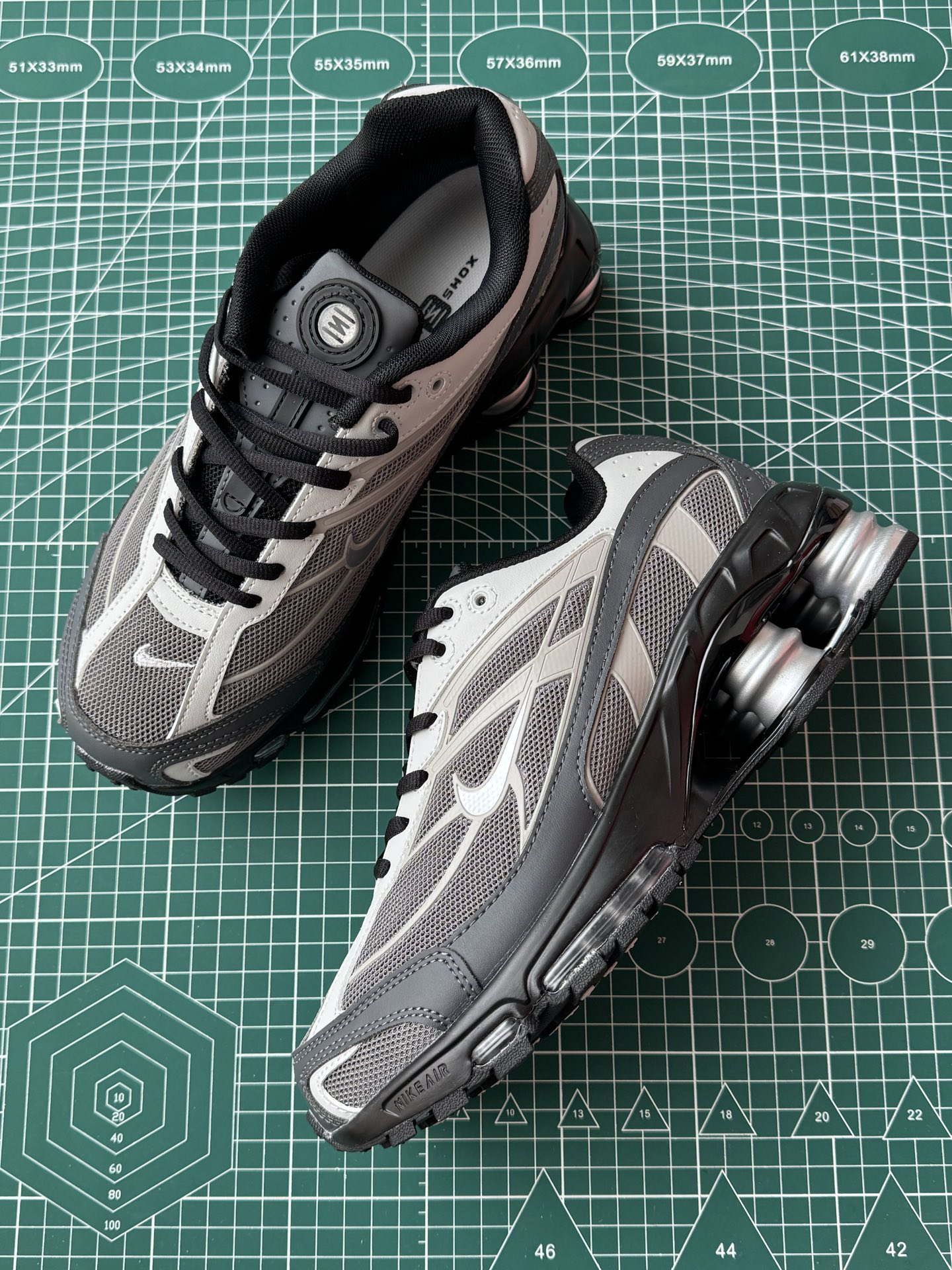 Nike Sneakers-96
