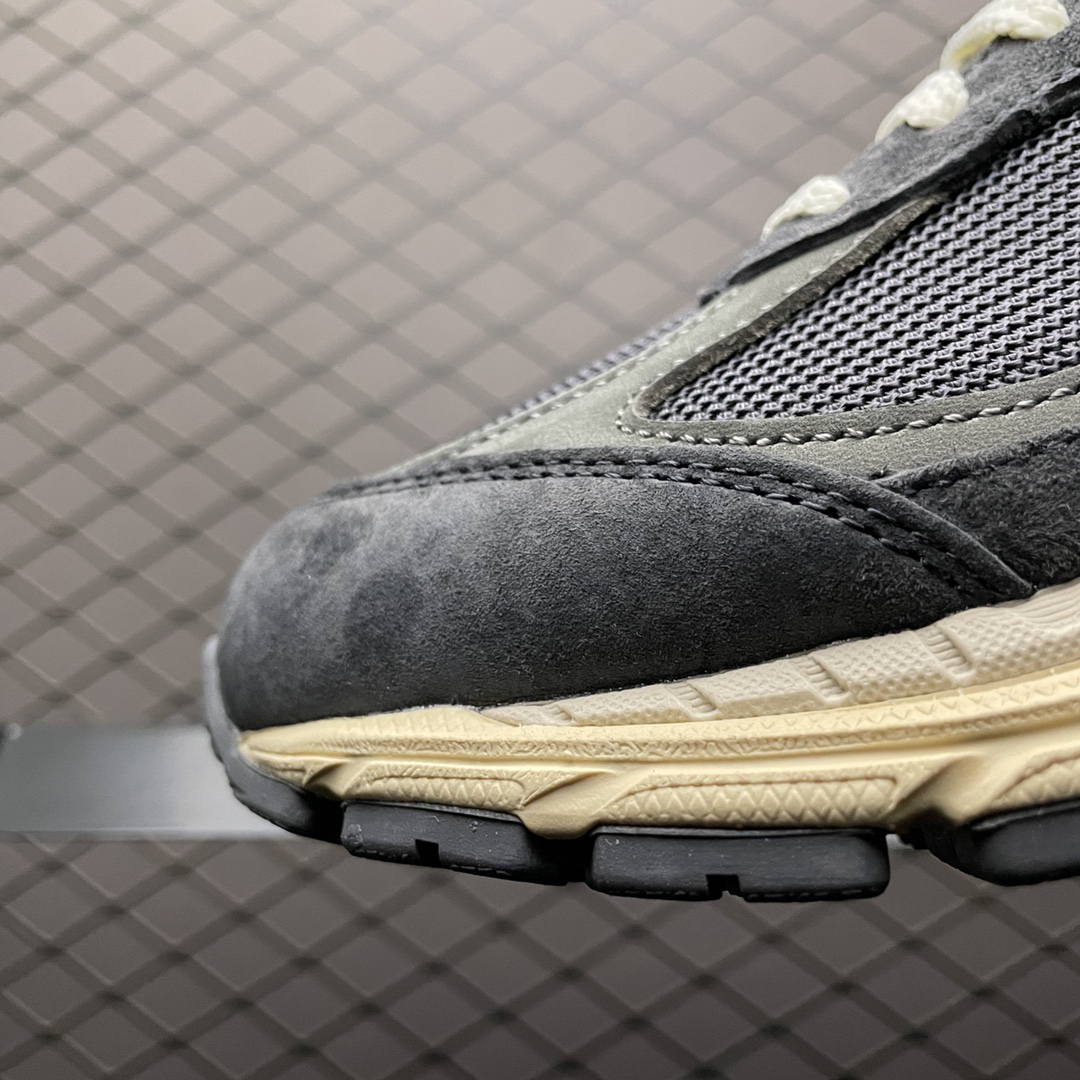 New Balance Sneakers-84