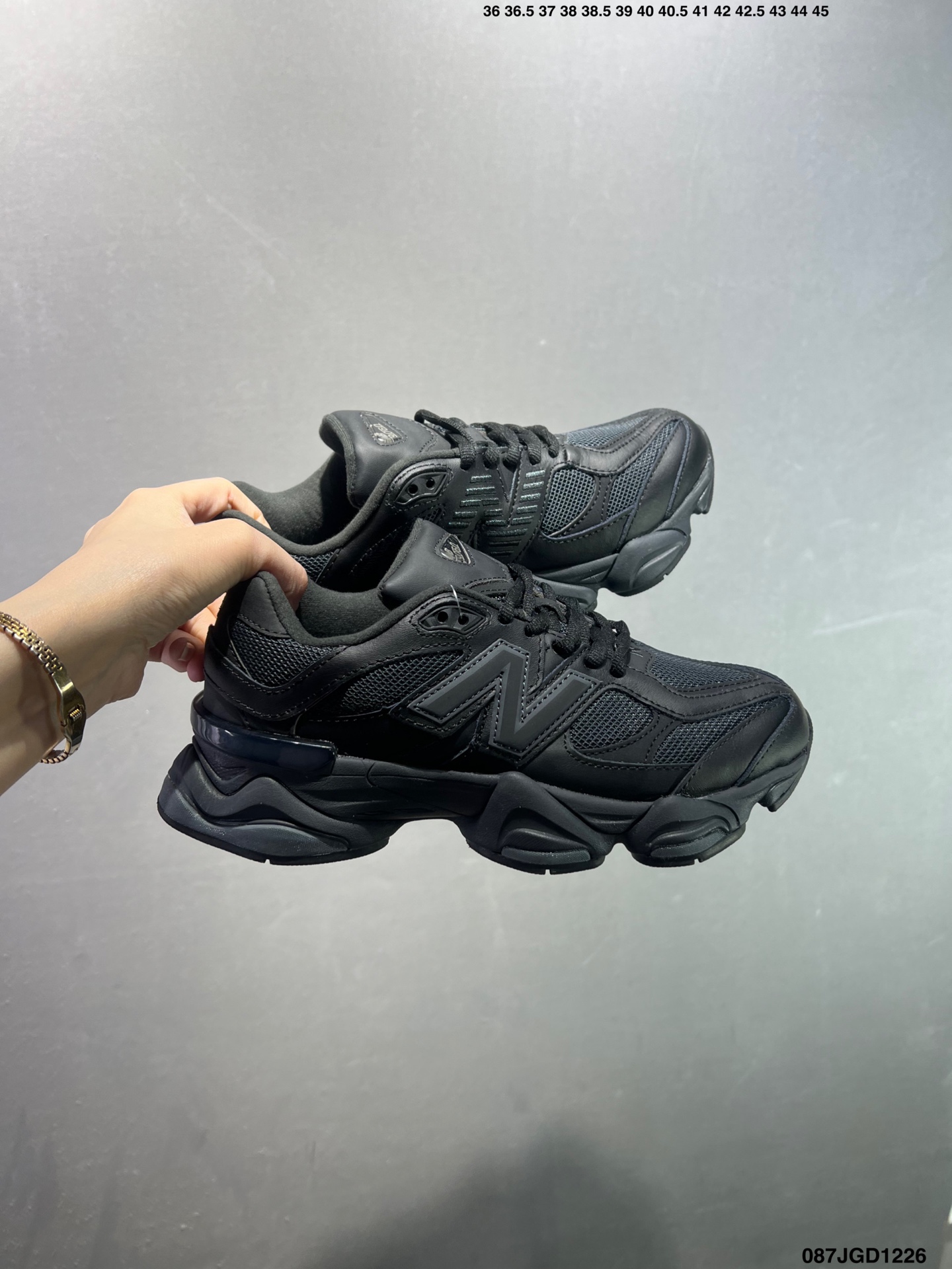 New Balance Sneakers-338