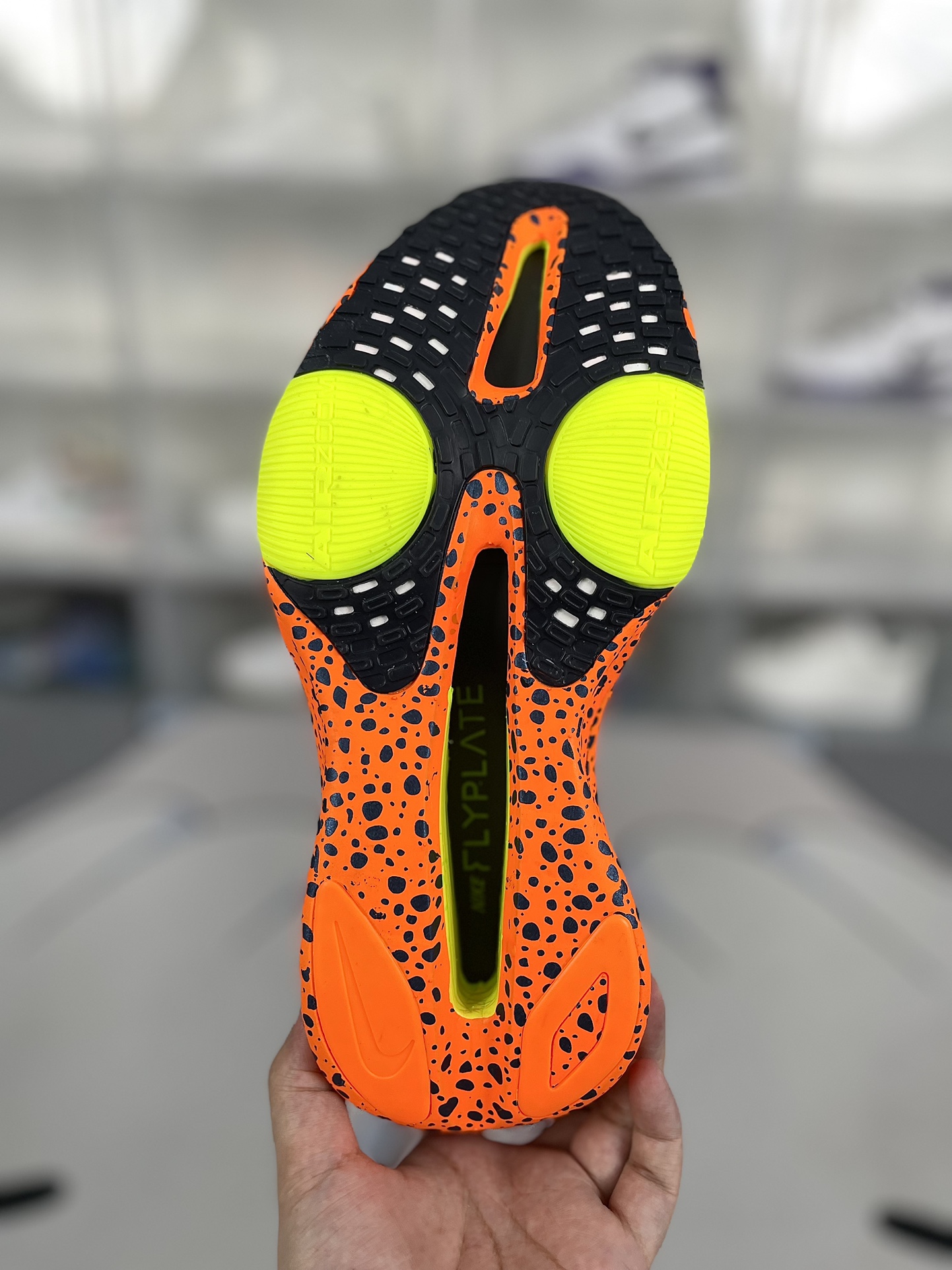Nike Sneakers-318