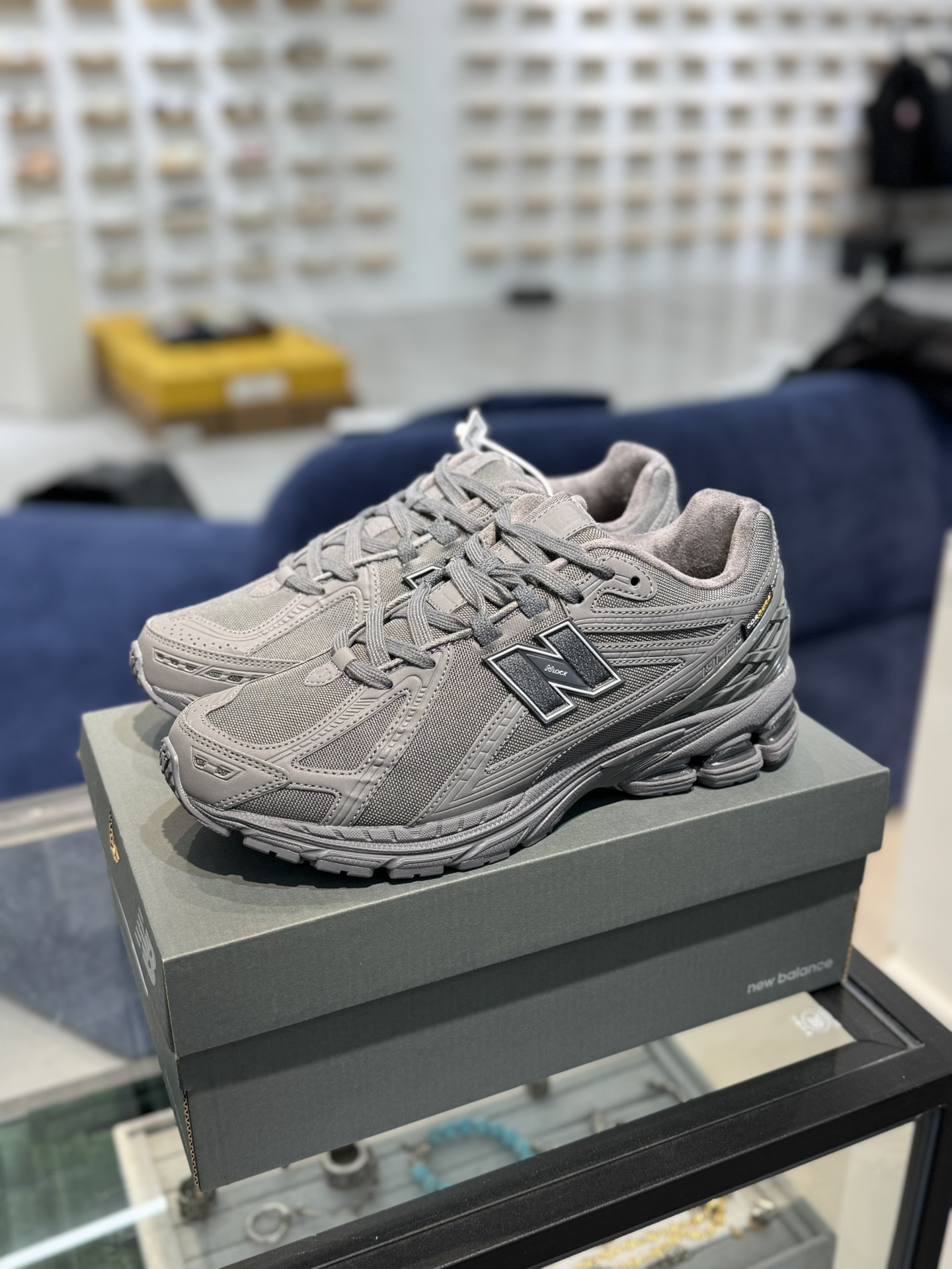 New Balance Sneakers-196