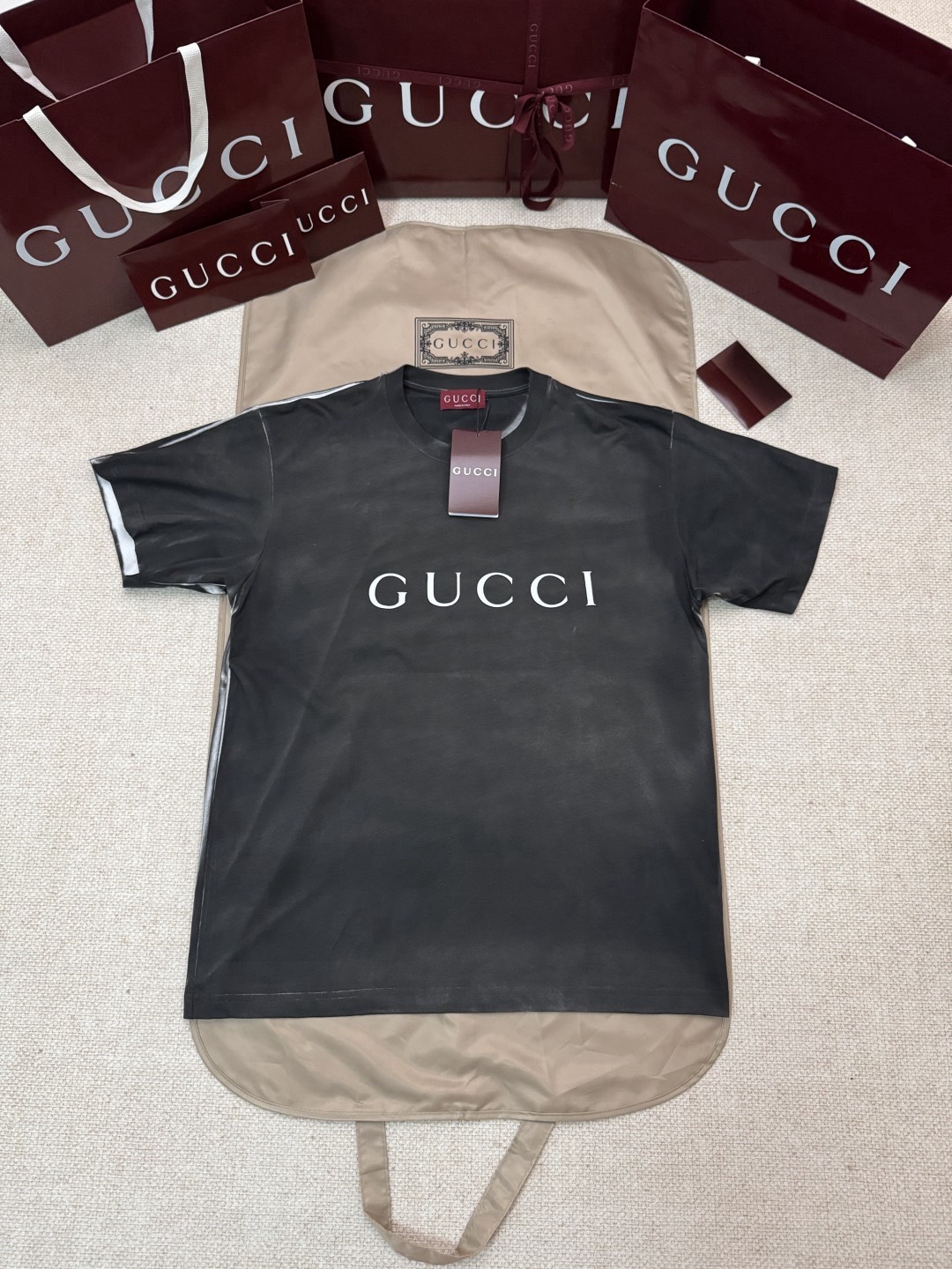 Gucci clothing-6