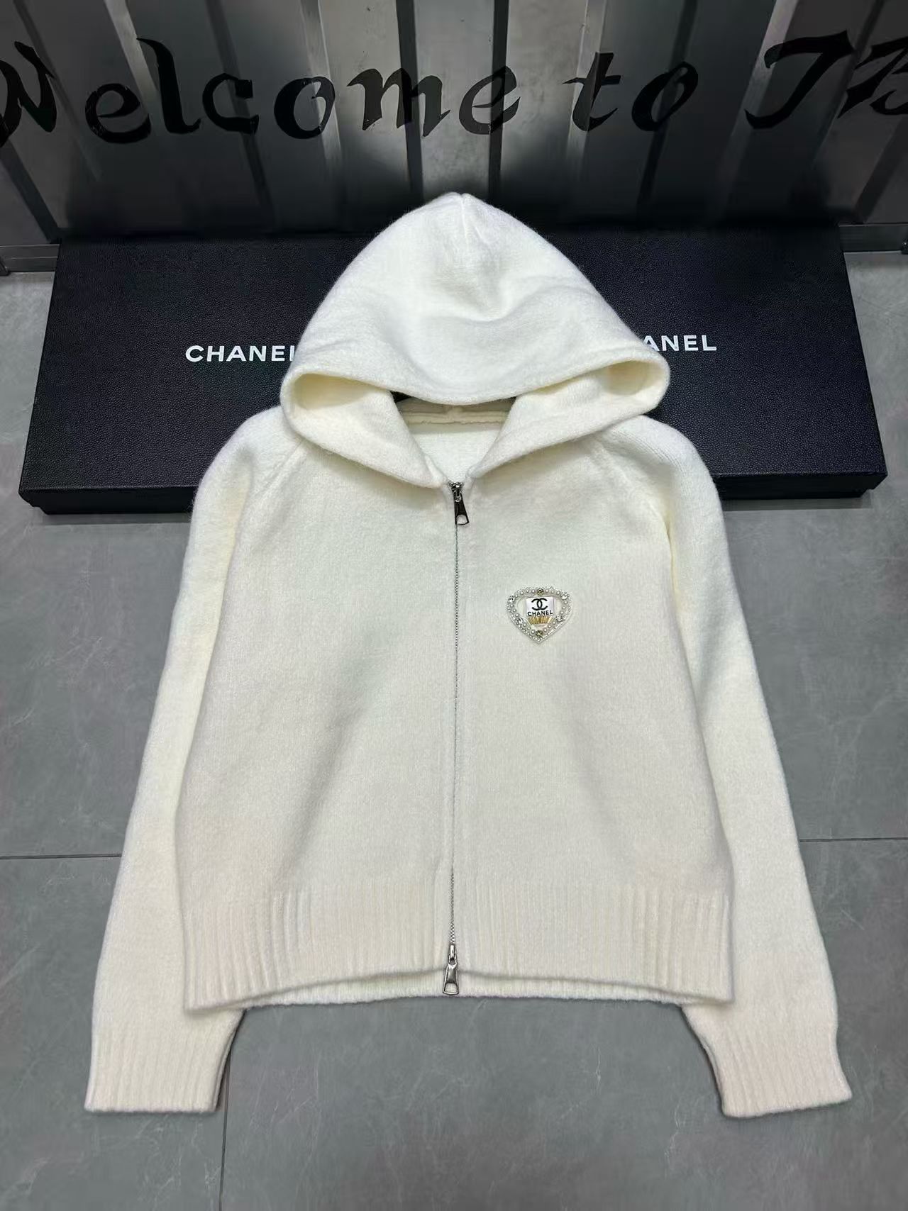 Chanel Clothing-206