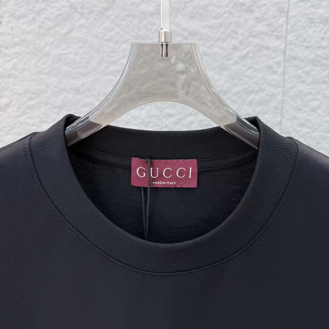 Gucci clothing-160