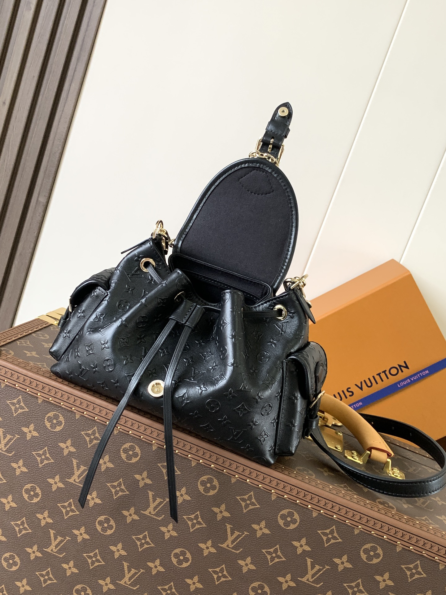 Louis Vuitton Hot New Product-95