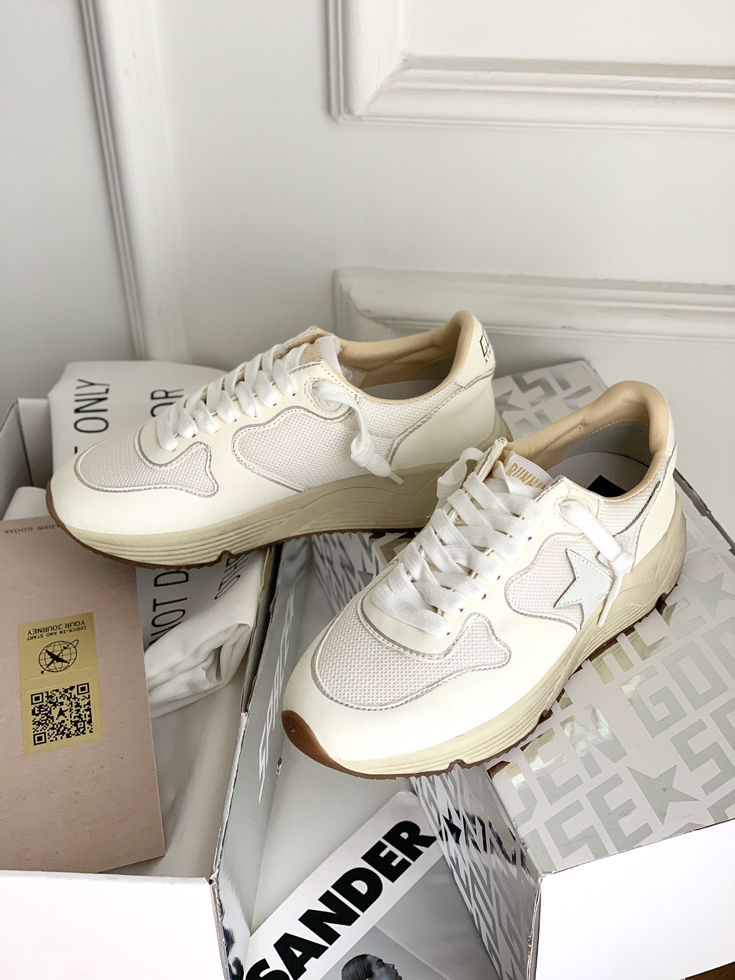 Golden Goose Sneakers-33