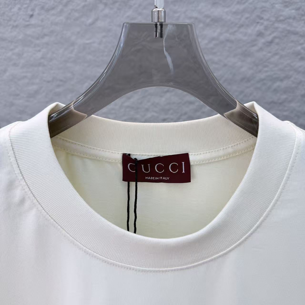 Gucci clothing-158