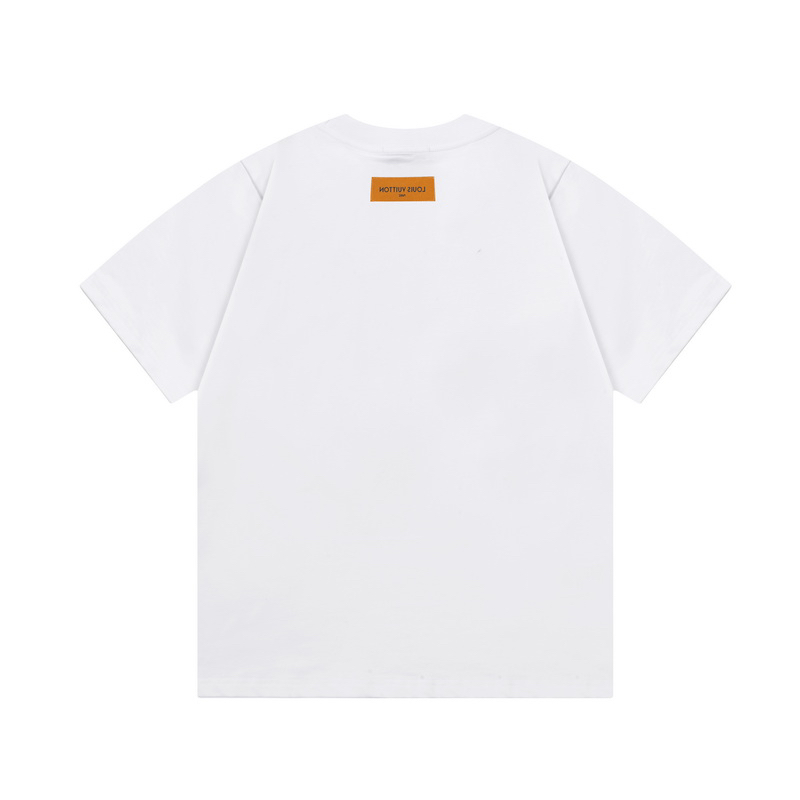 LV clothing-48