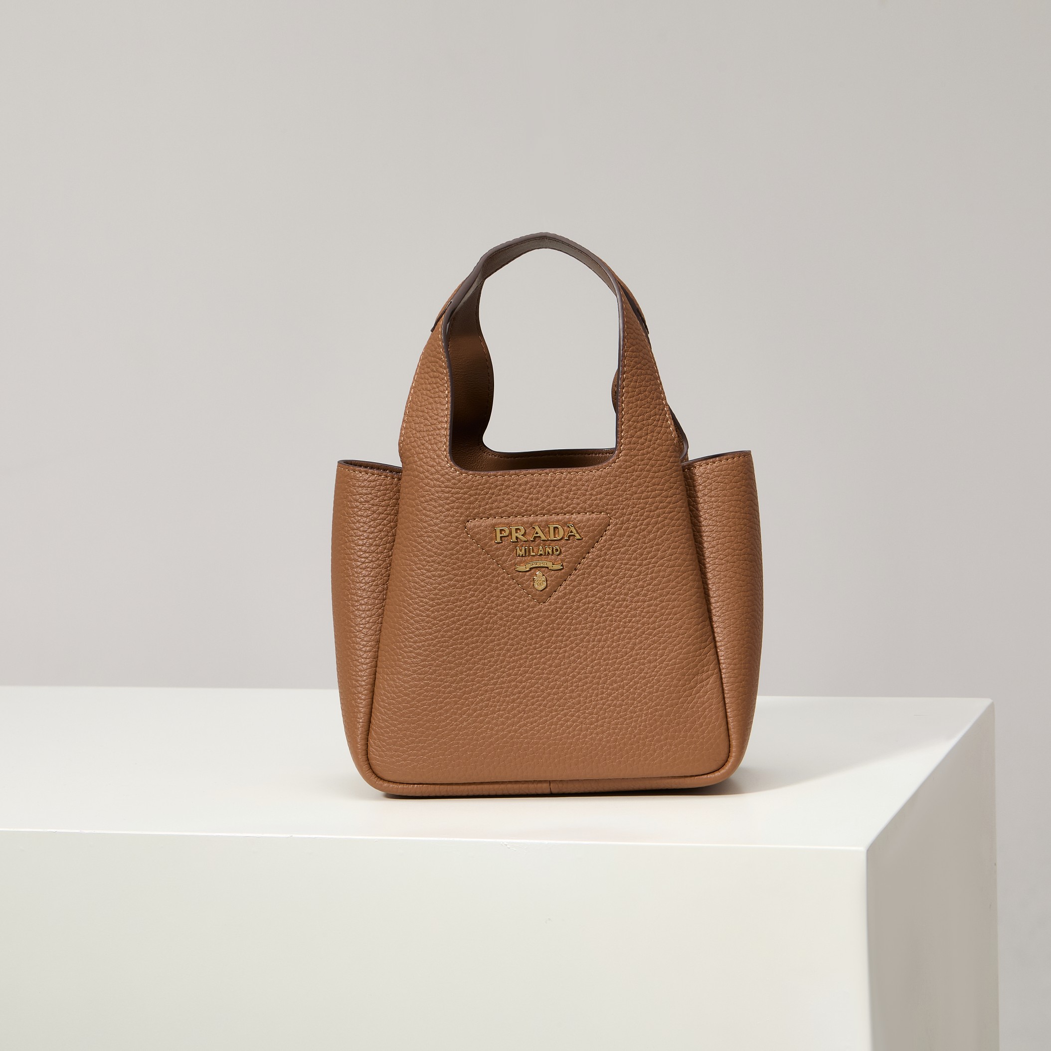 Prada Hot New Product-49