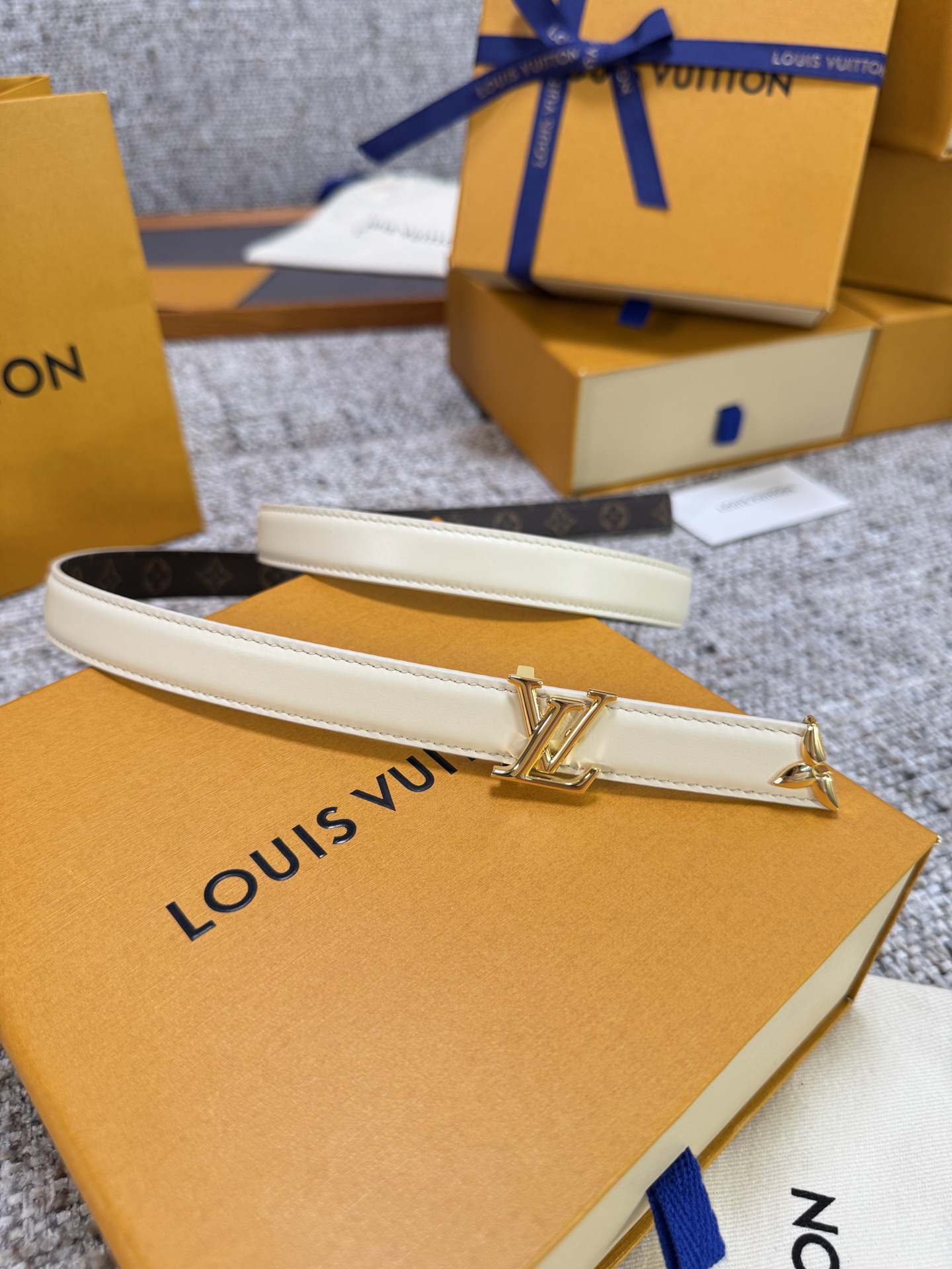 Lv belt-72