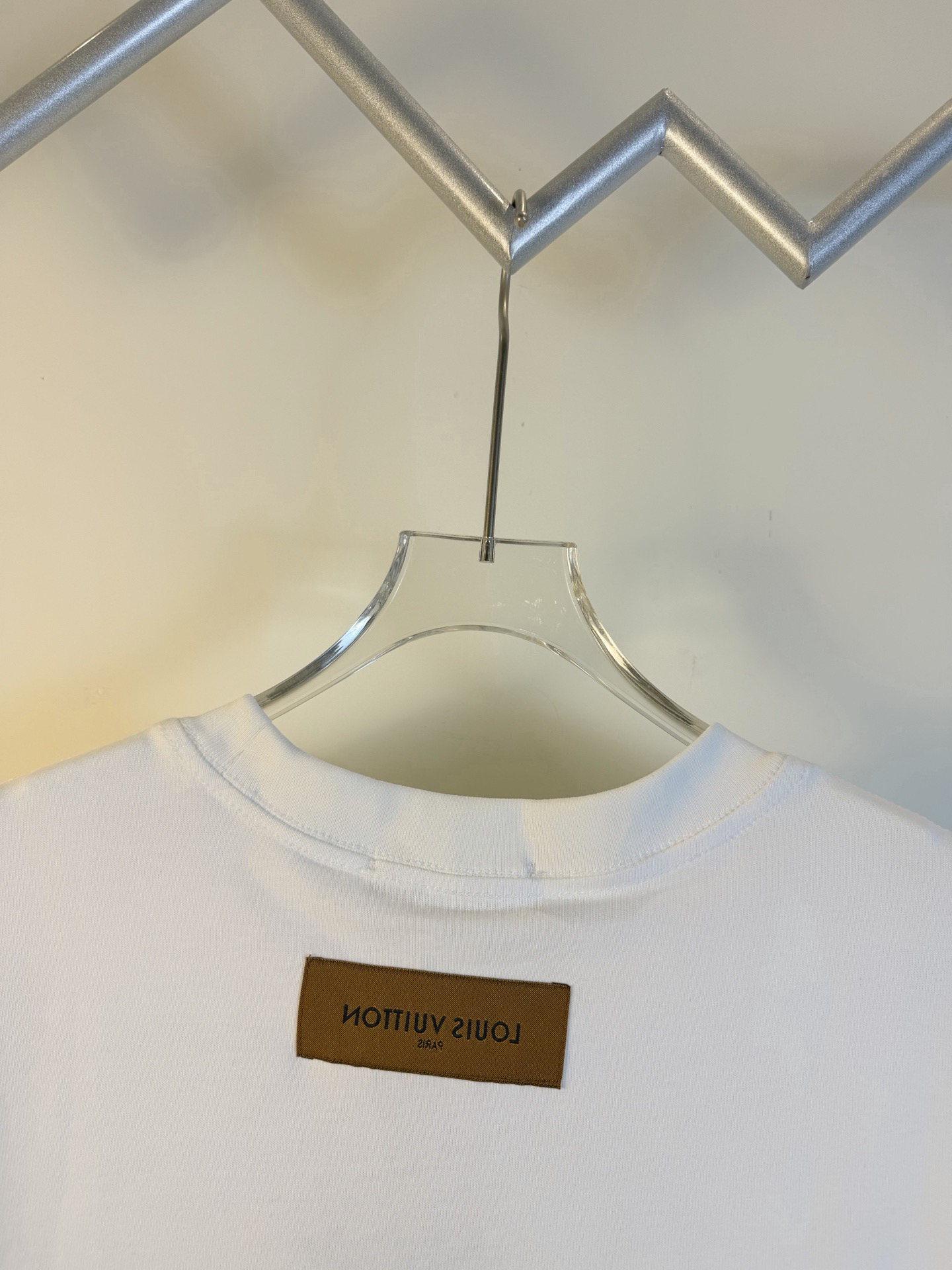 LV clothing-244