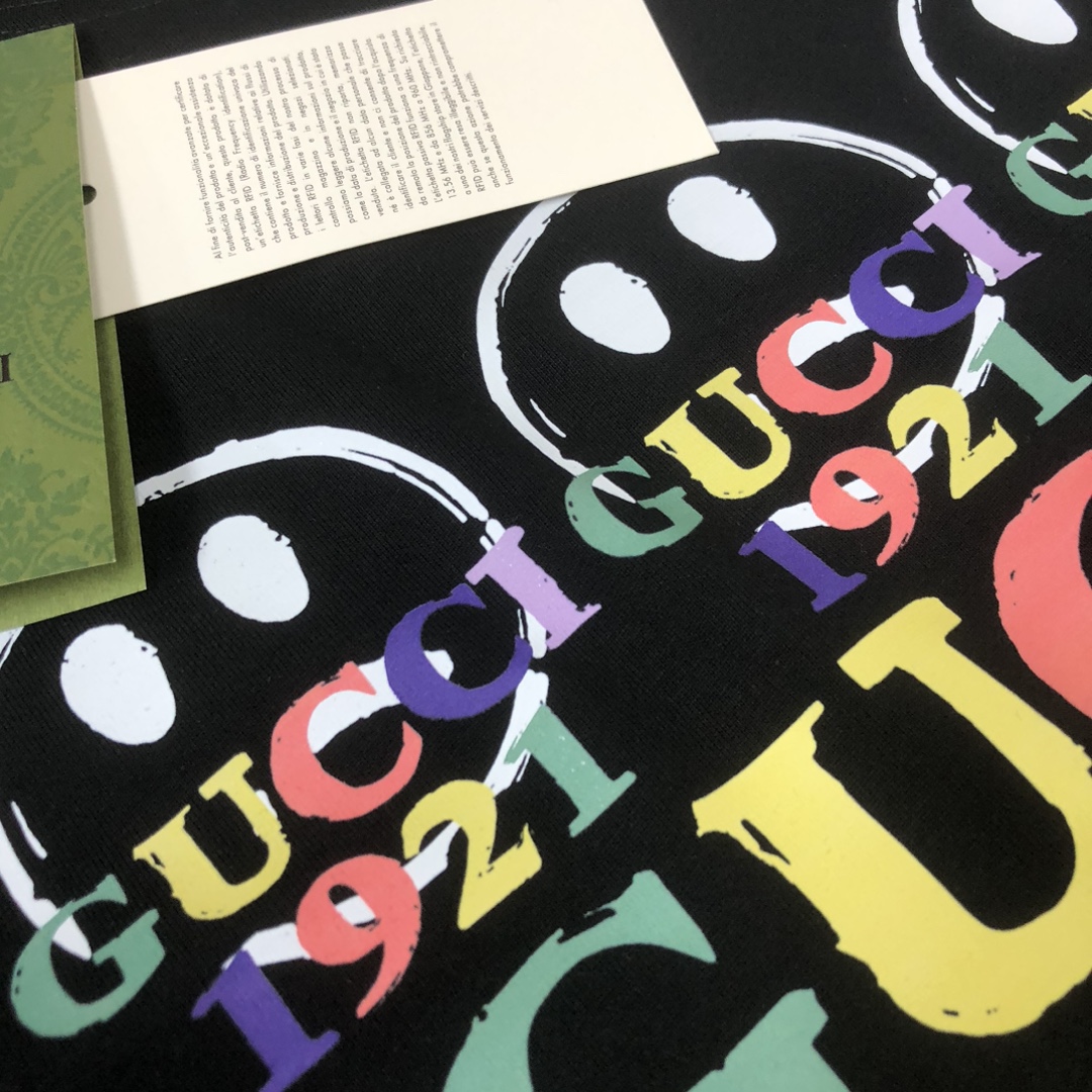 Gucci clothing-178