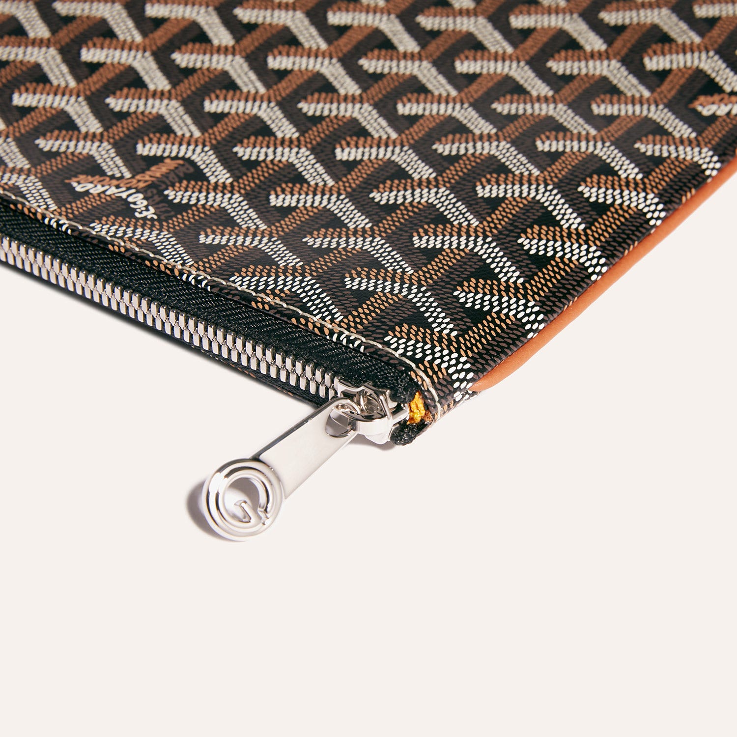 Sénat MGM Pouch