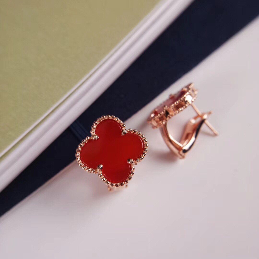 Van Cleef & Arpels earring-107