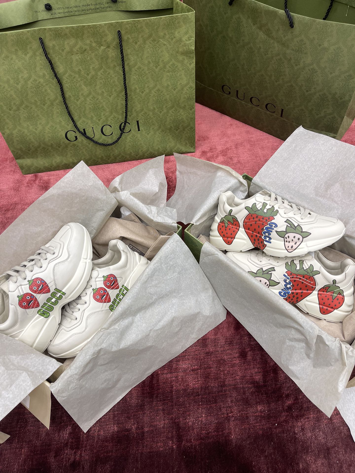 Gucci Sneakers-225