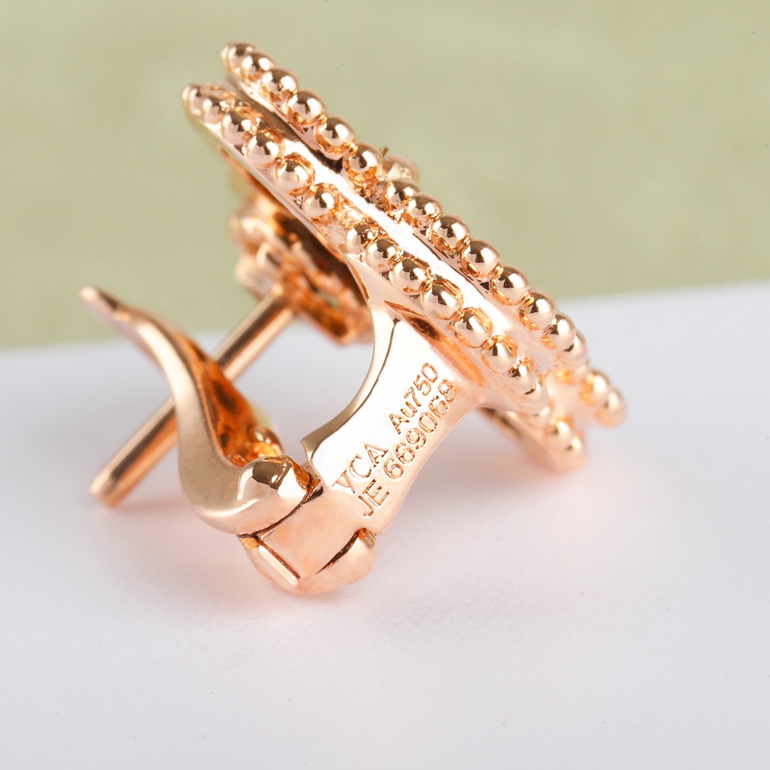 Van Cleef & Arpels earring-33