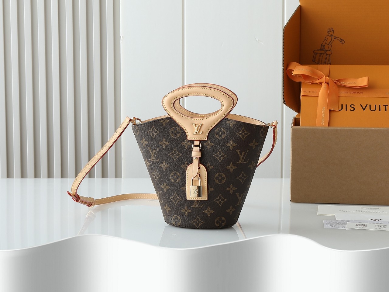 Louis Vuitton Hot New Product-22