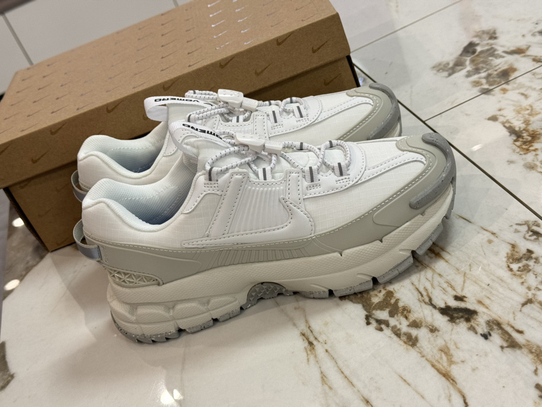 Nike Sneakers-239