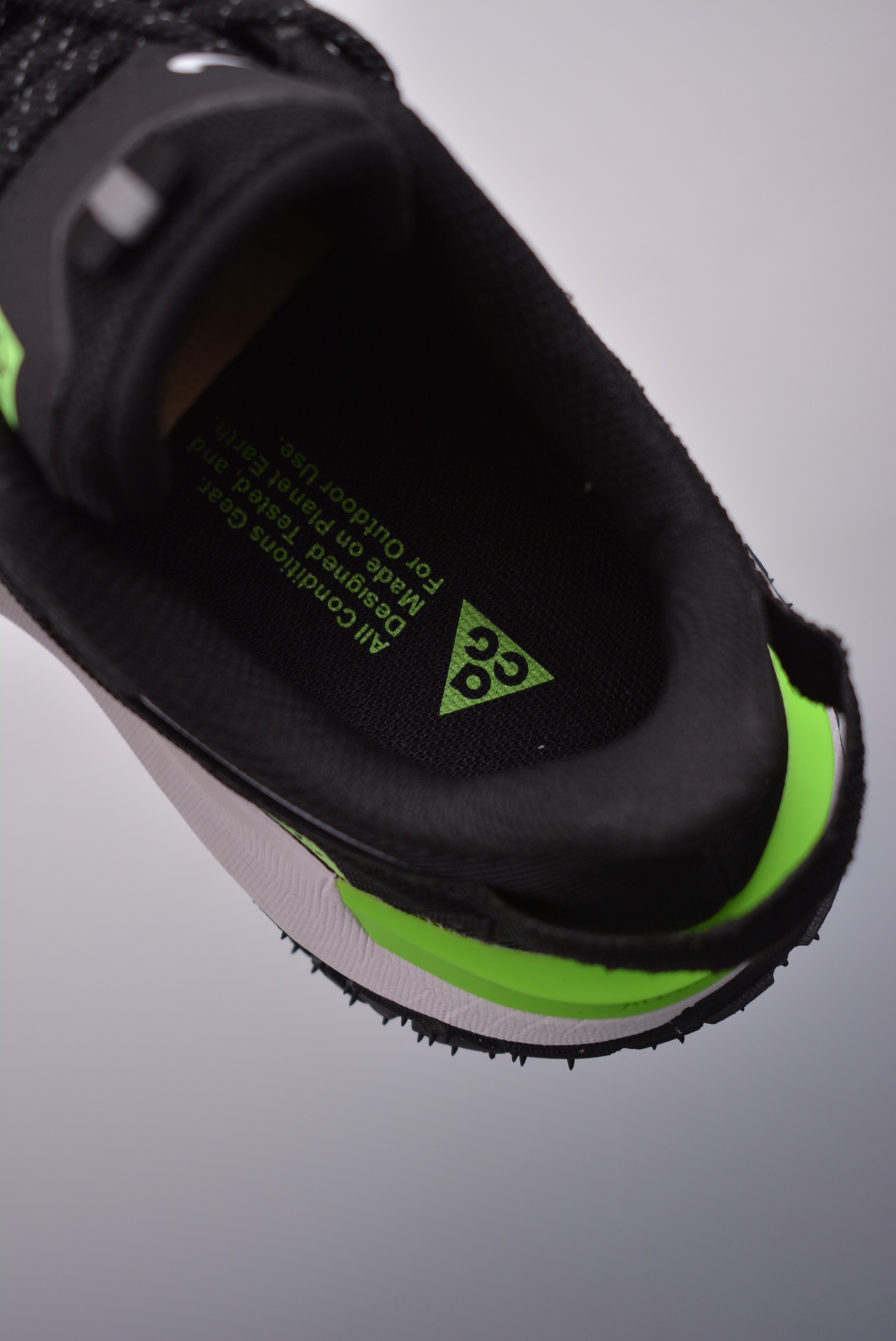 Nike Sneakers-120