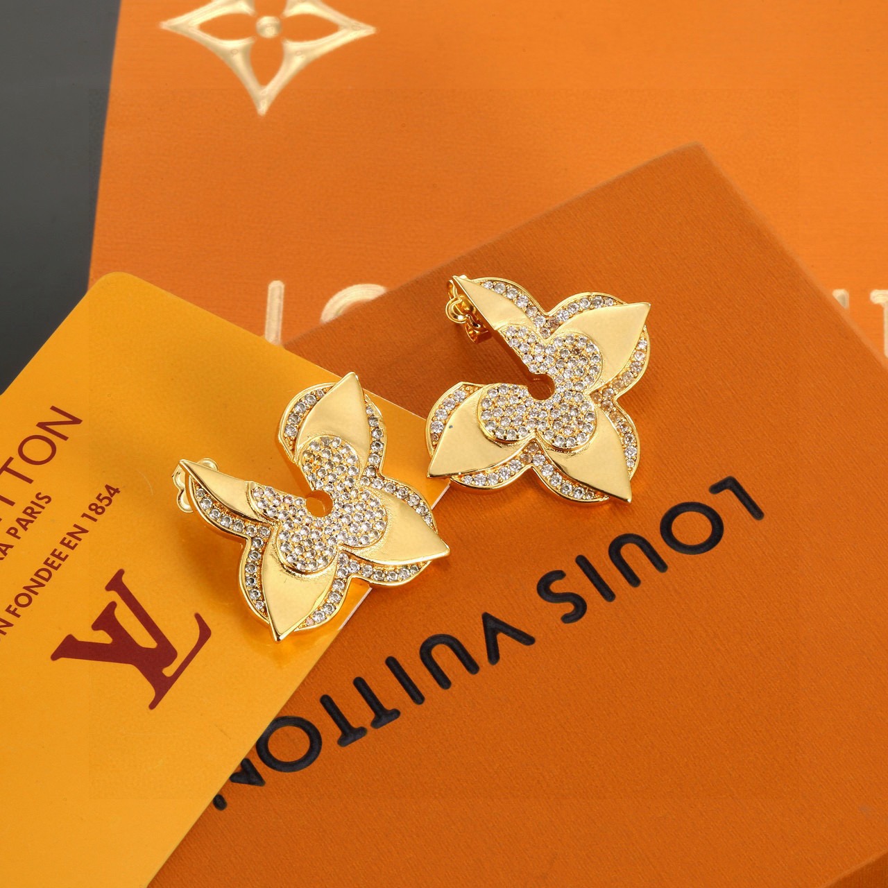 LV earrings-4
