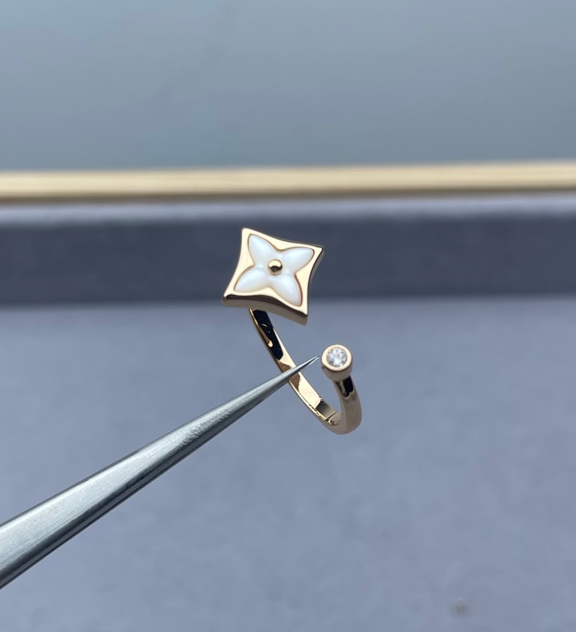 LV ring-35