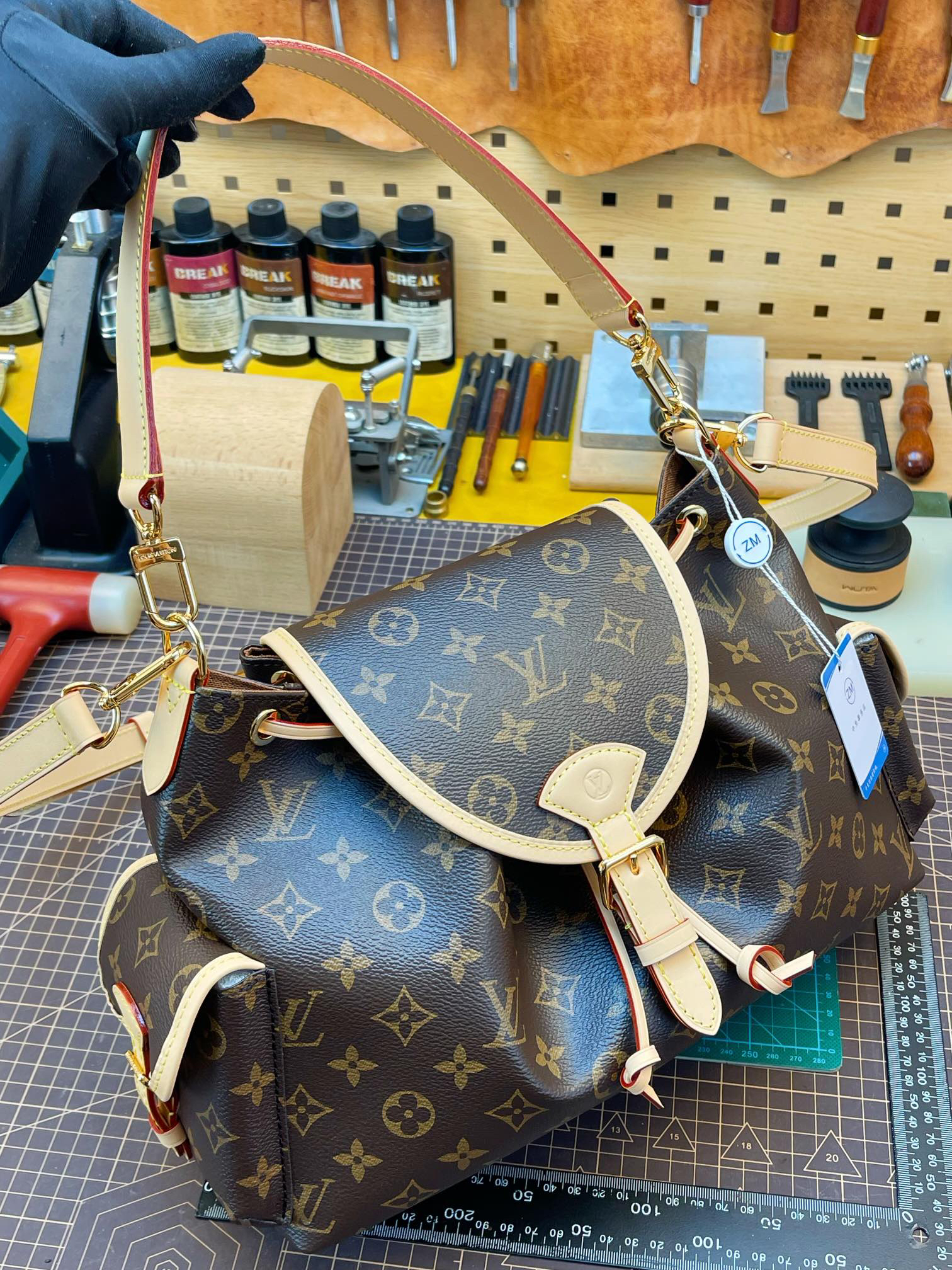 Louis Vuitton Hot New Product-18