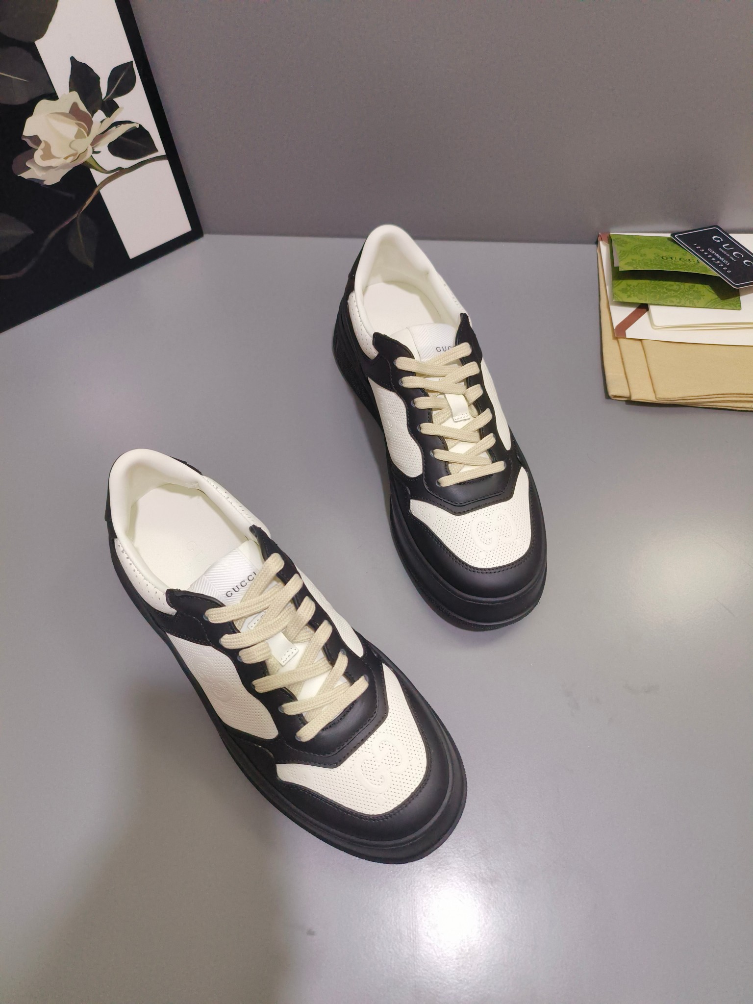 Gucci Sneakers-32