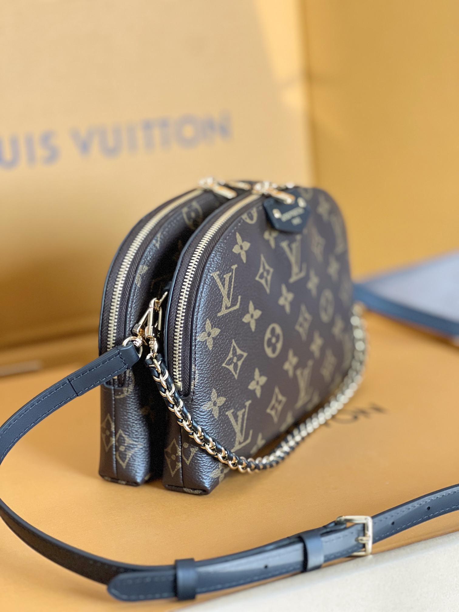 Louis Vuitton Hot New Product-52