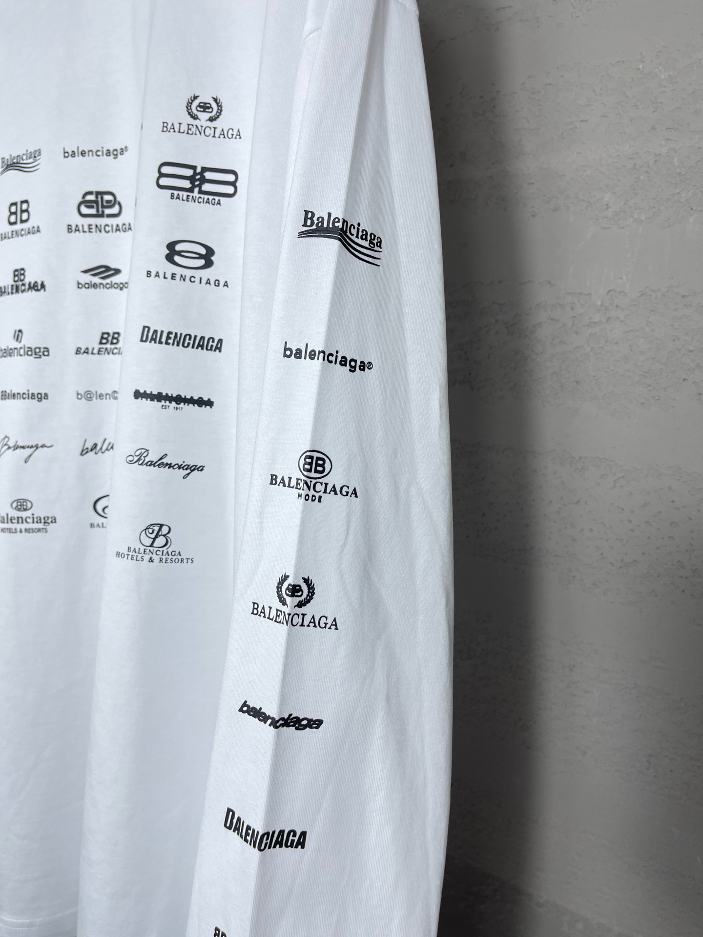 Balenciaga clothing-118