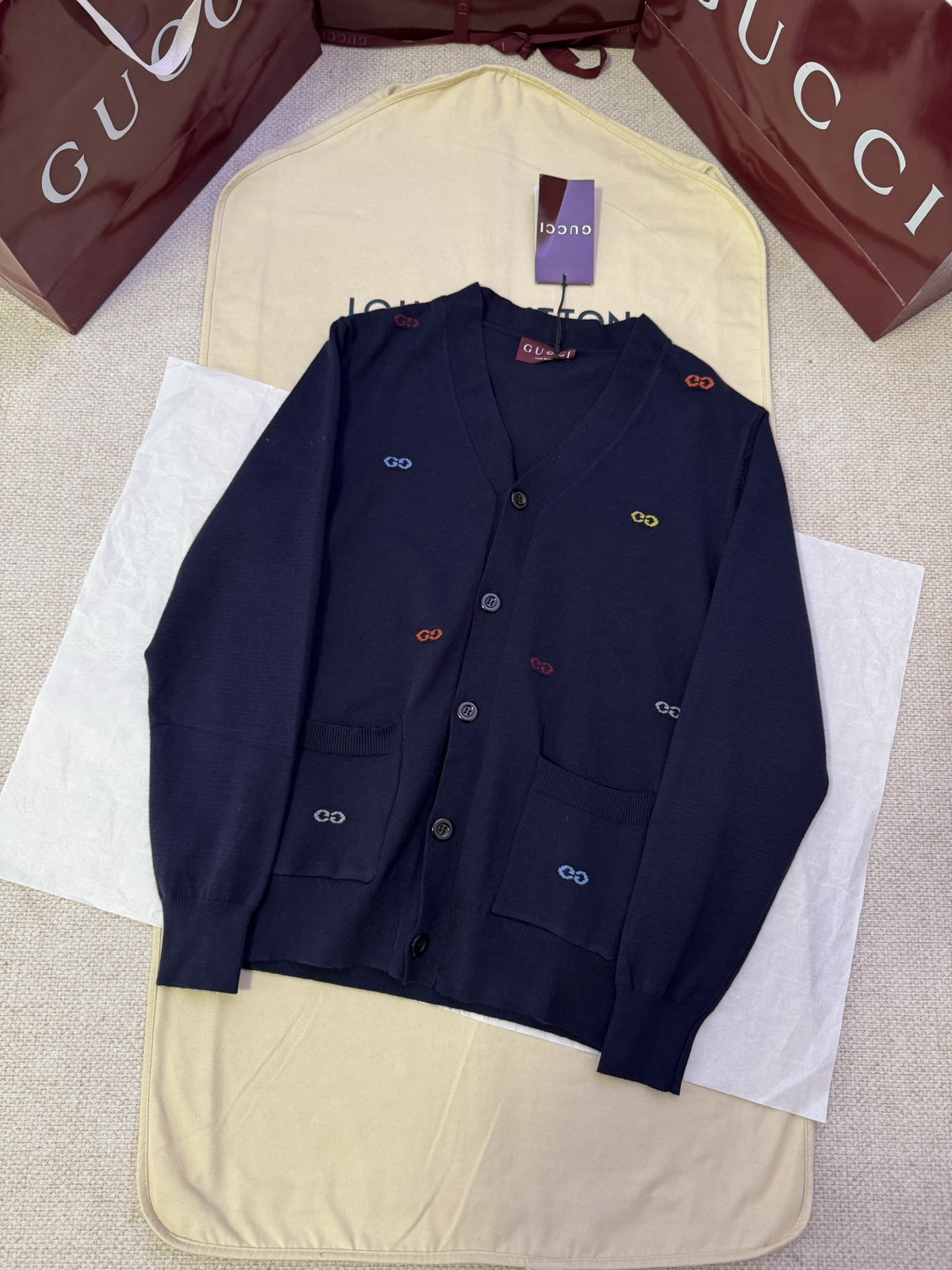 Gucci Clothing-4